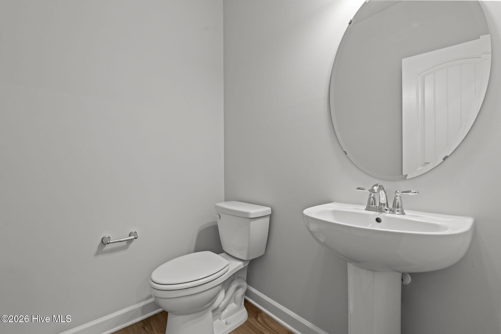 665 Long Point Road, 60