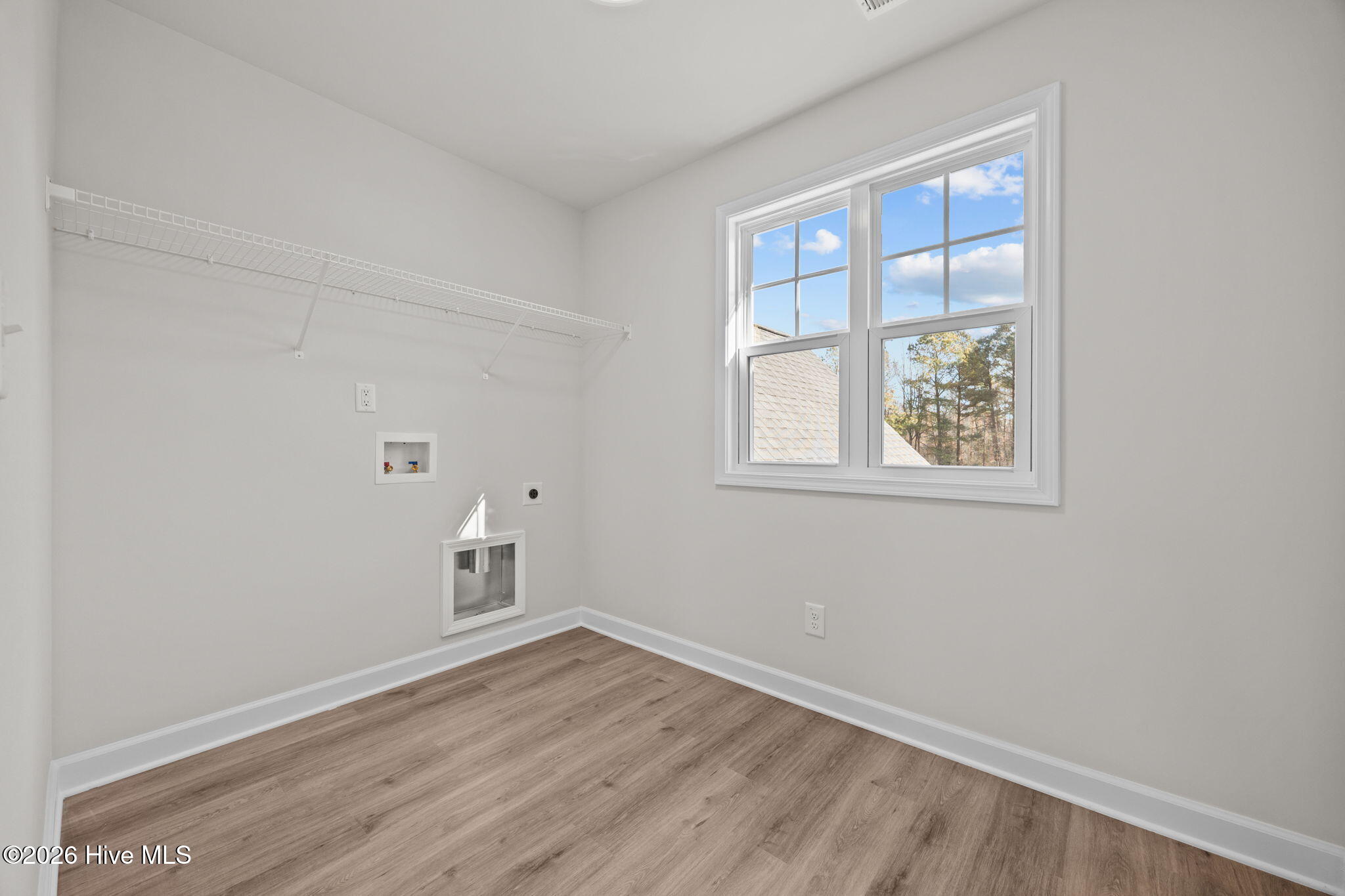 275 Elijah Way, 61