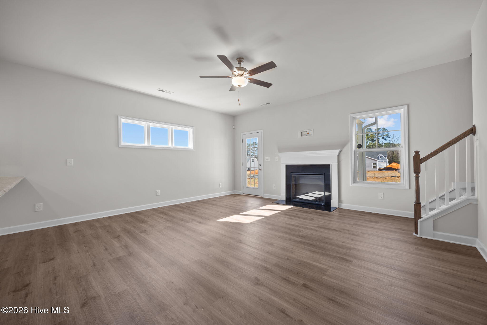 275 Elijah Way, 61