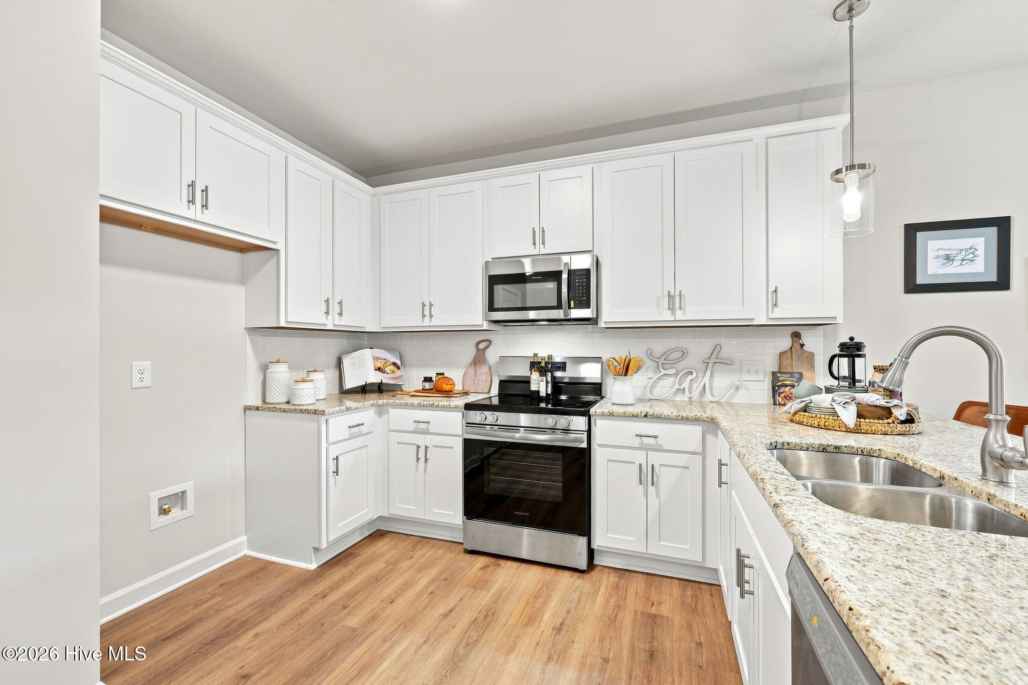 275 Elijah Way, 61