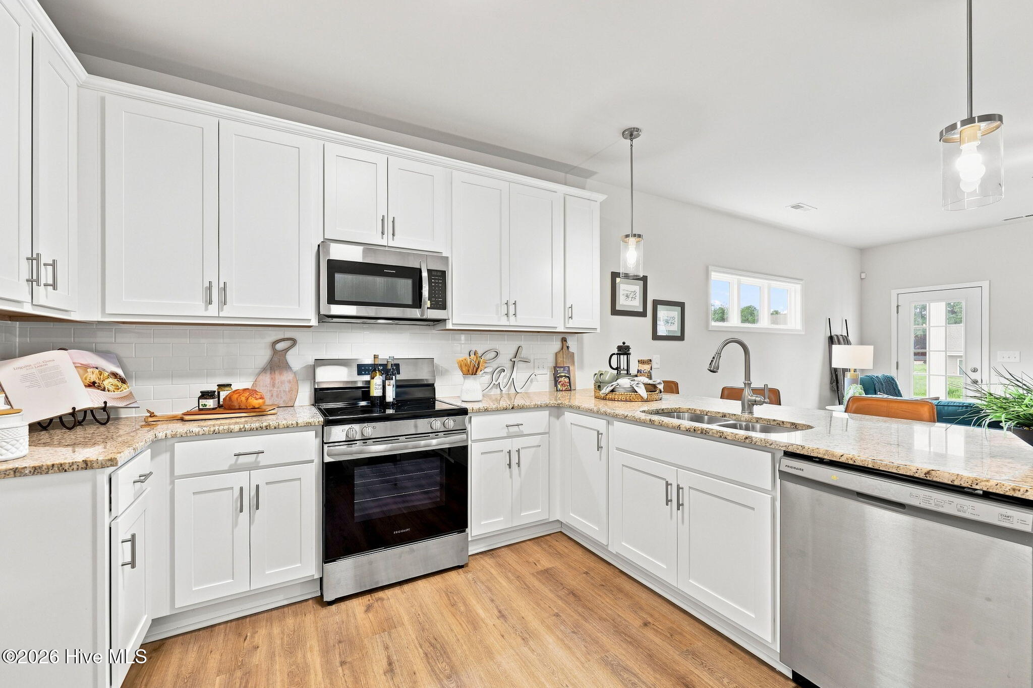 275 Elijah Way, 61