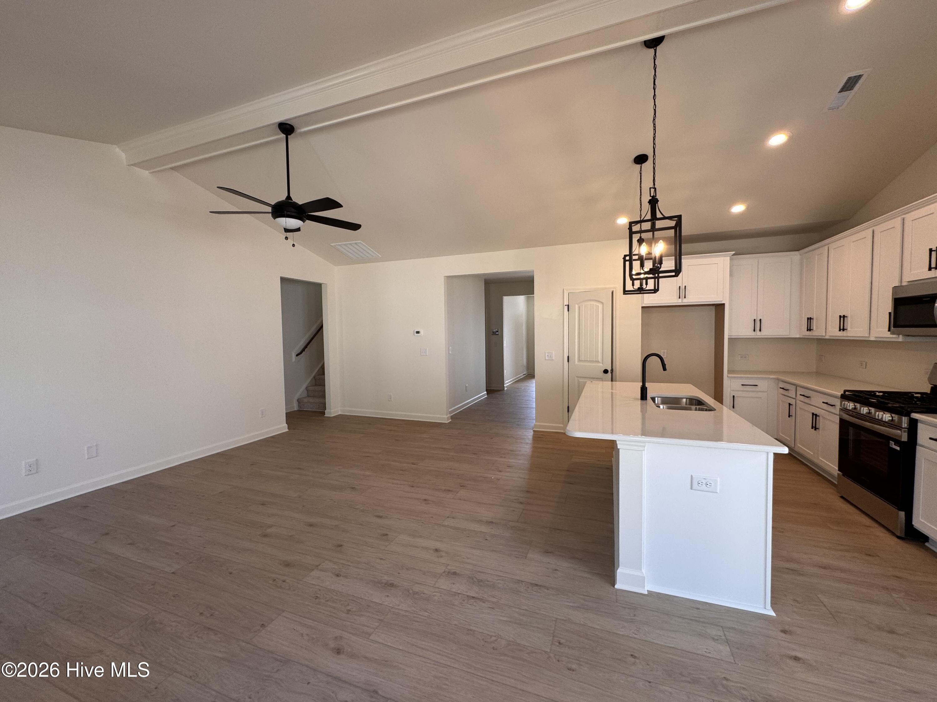 243 Rough Rdg Trail, 19