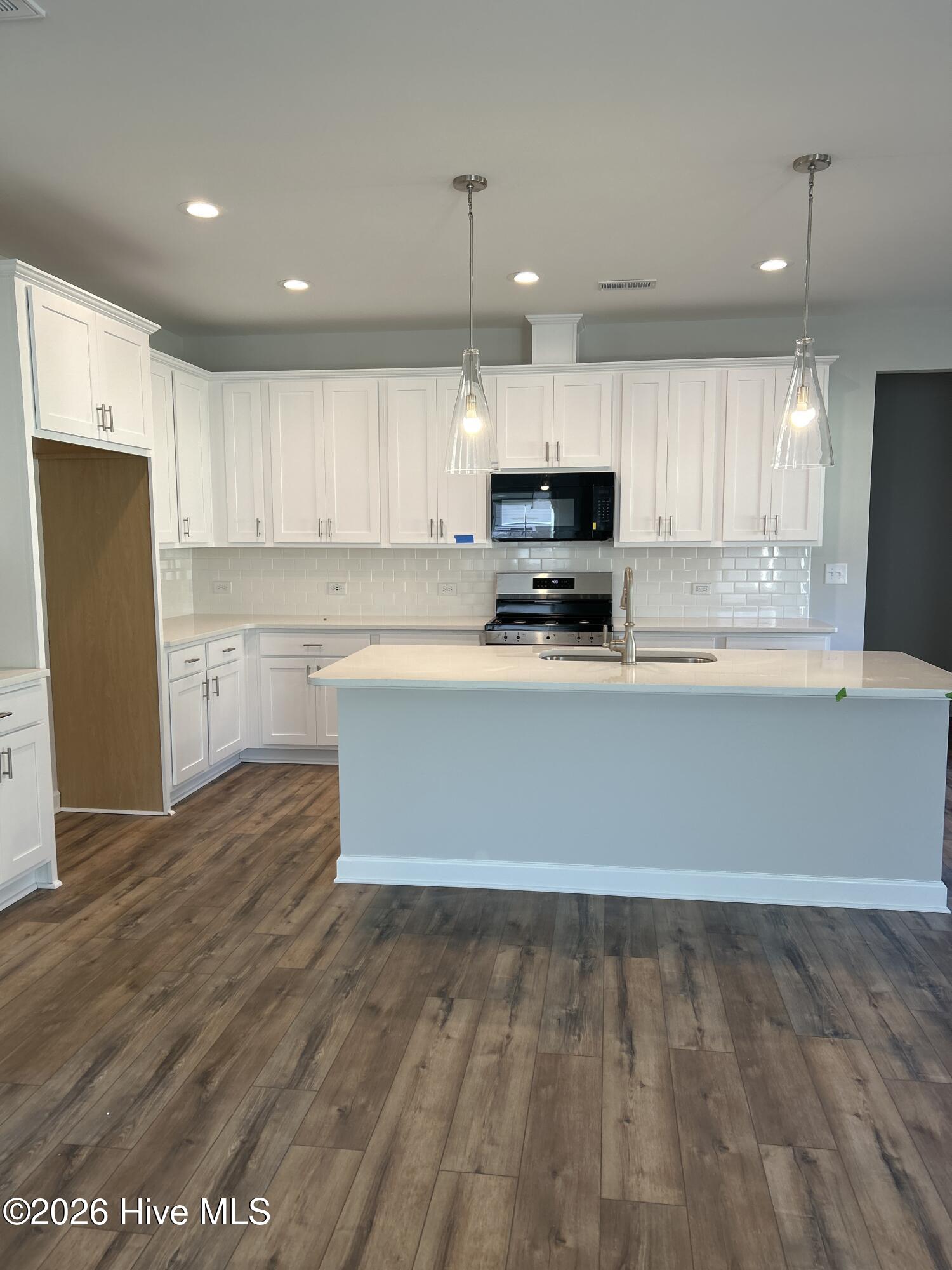 255 Rough Ridge Trail, 21