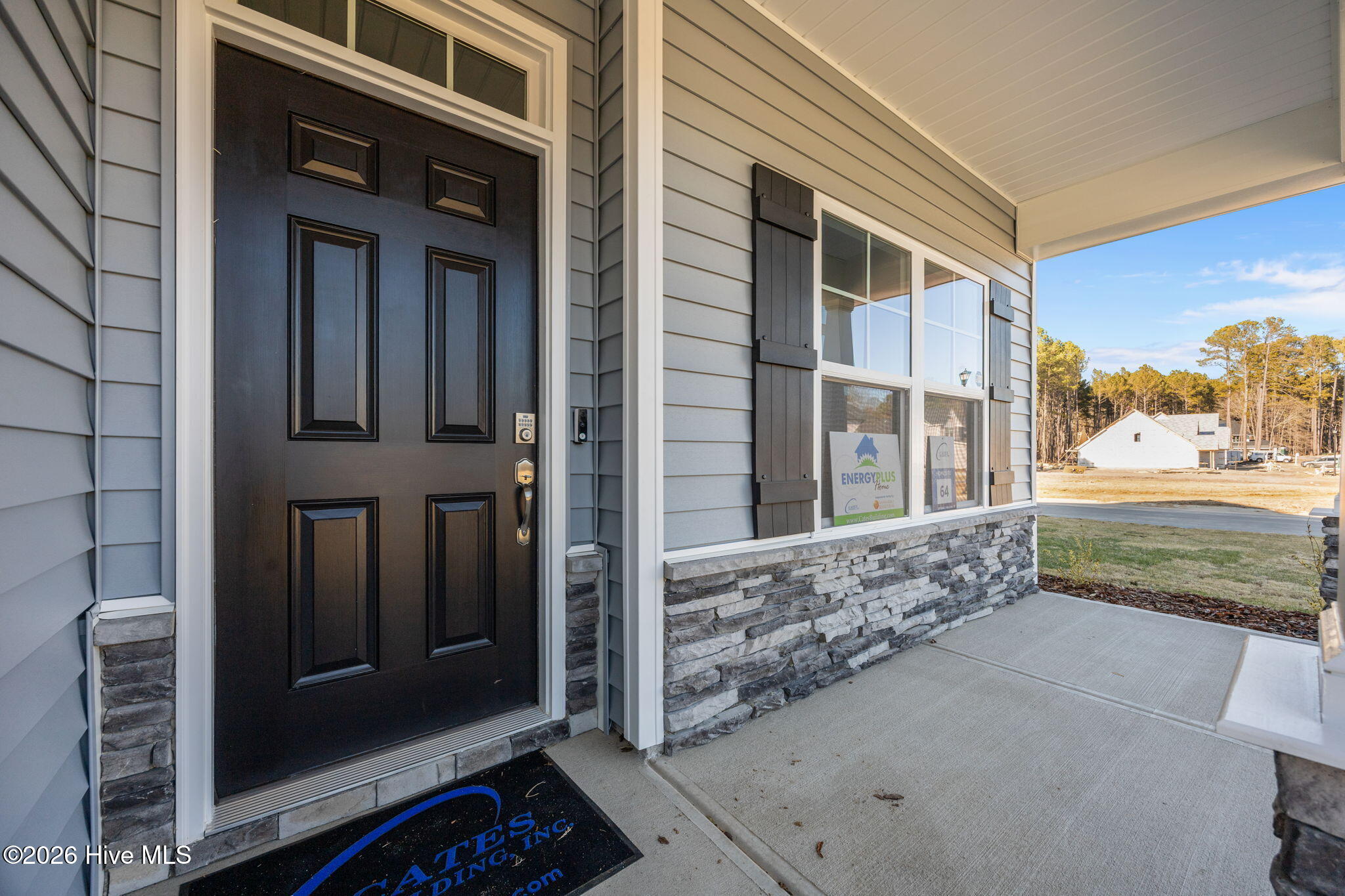 287 Elijah Way, 64