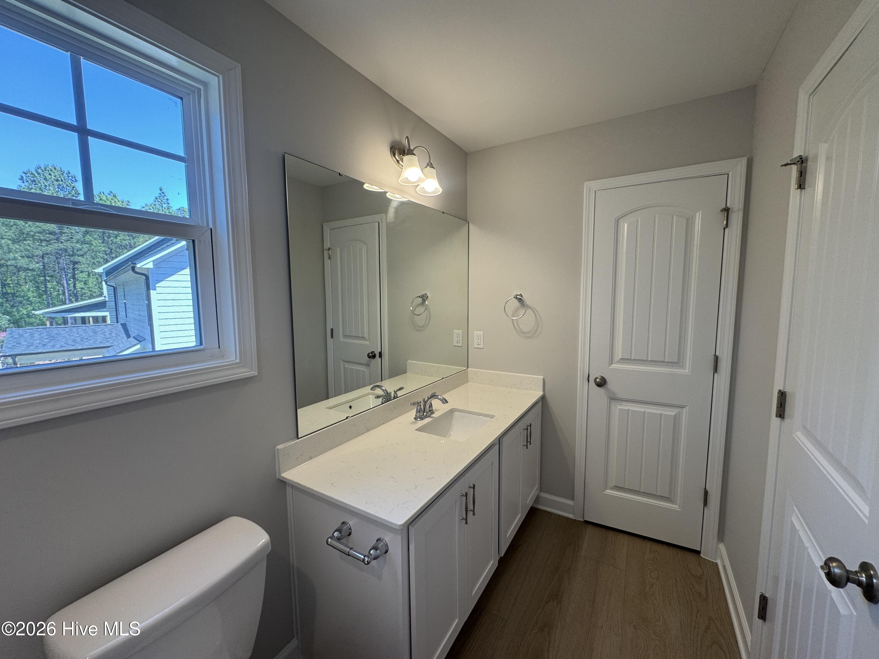 432 Redwater Trail, 595