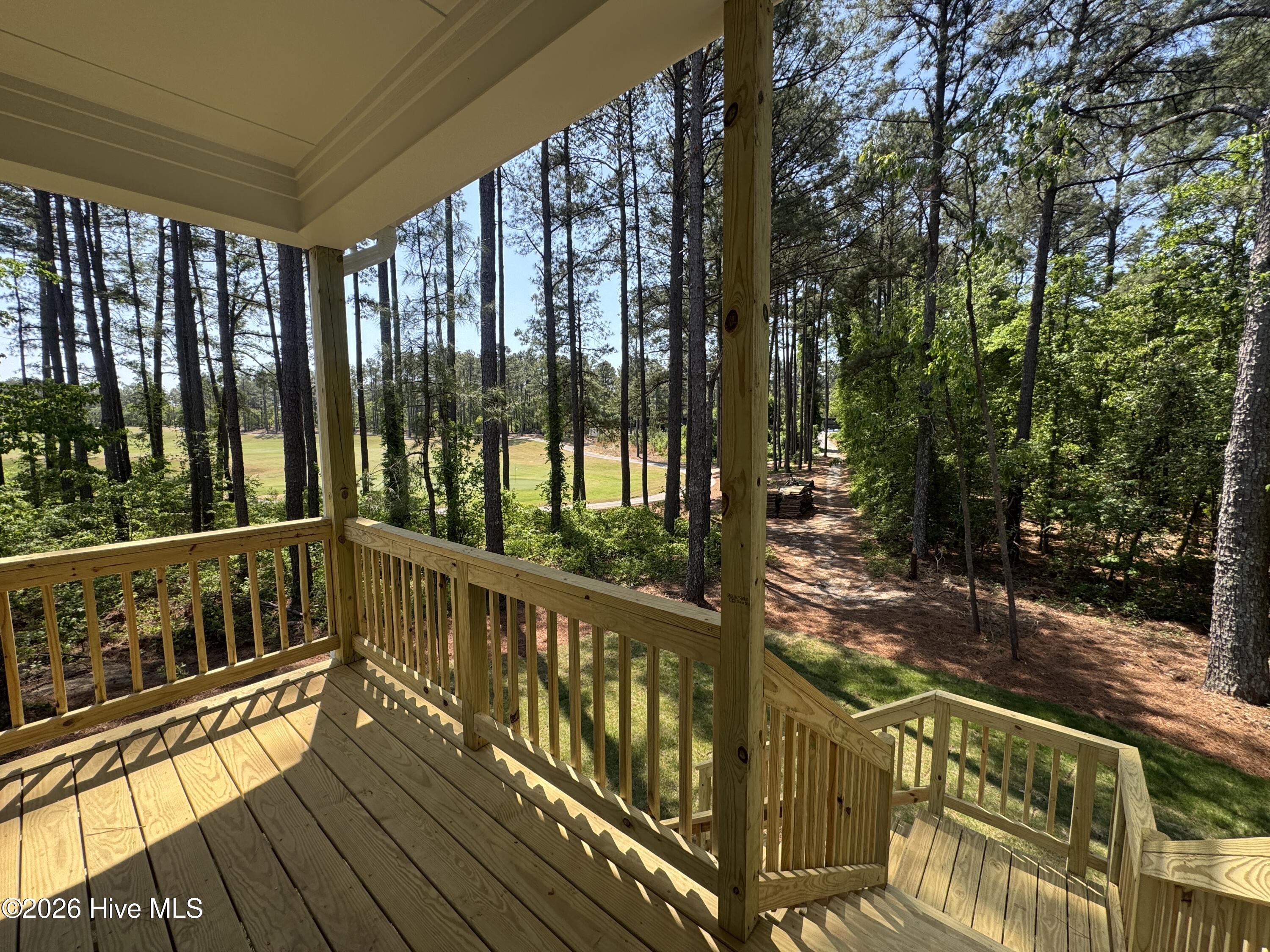432 Redwater Trail, 595