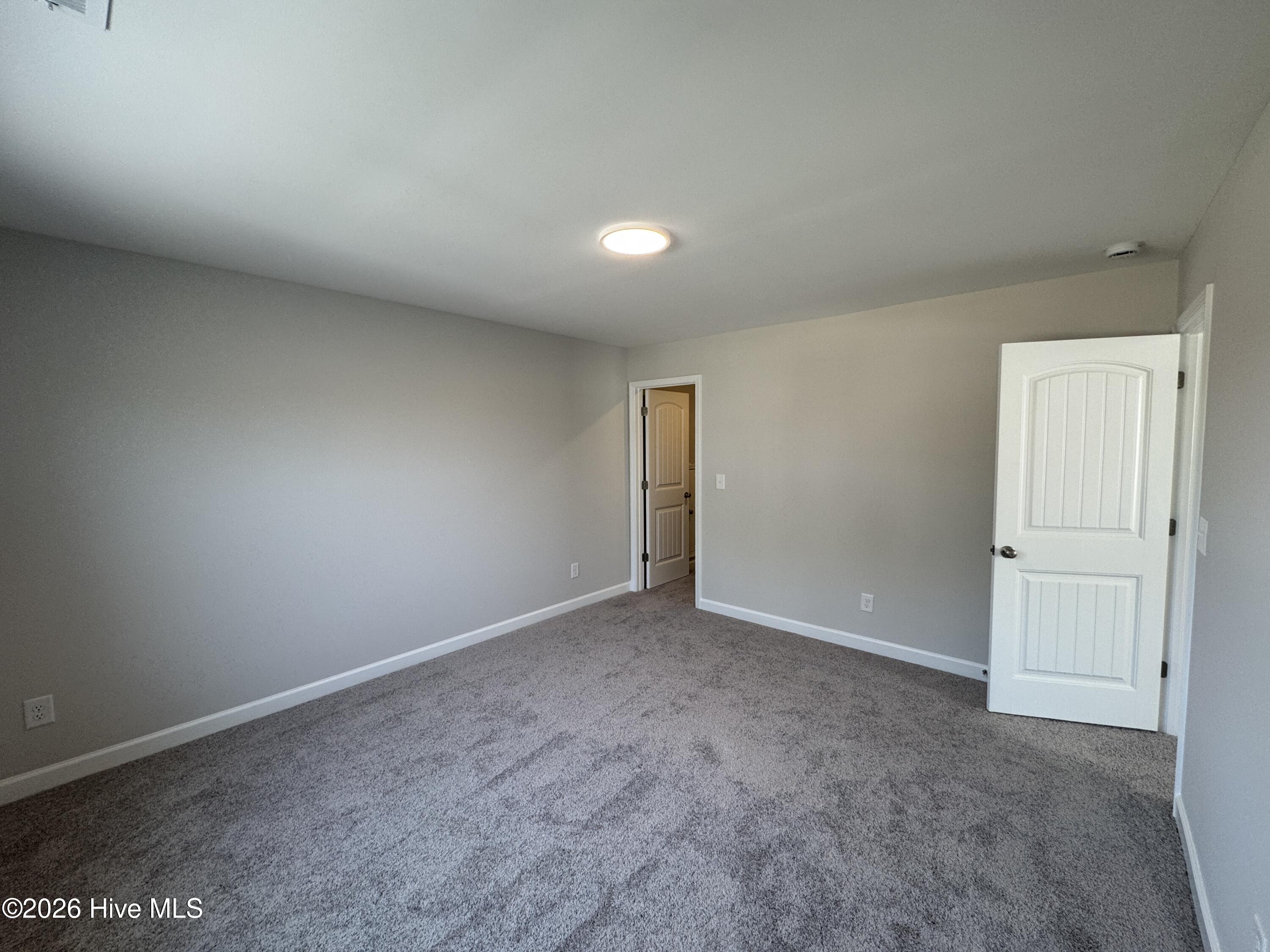 432 Redwater Trail, 595