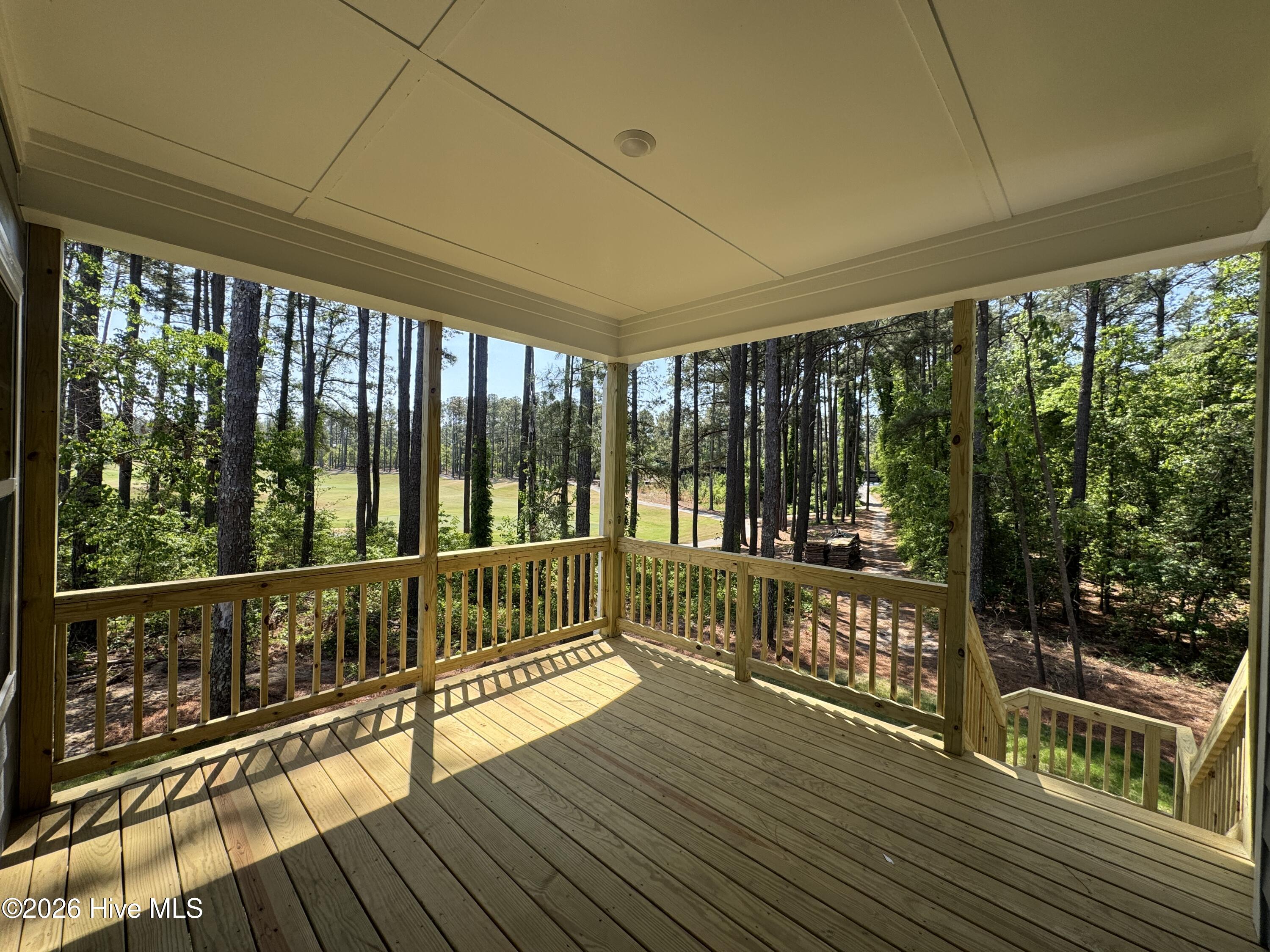 432 Redwater Trail, 595