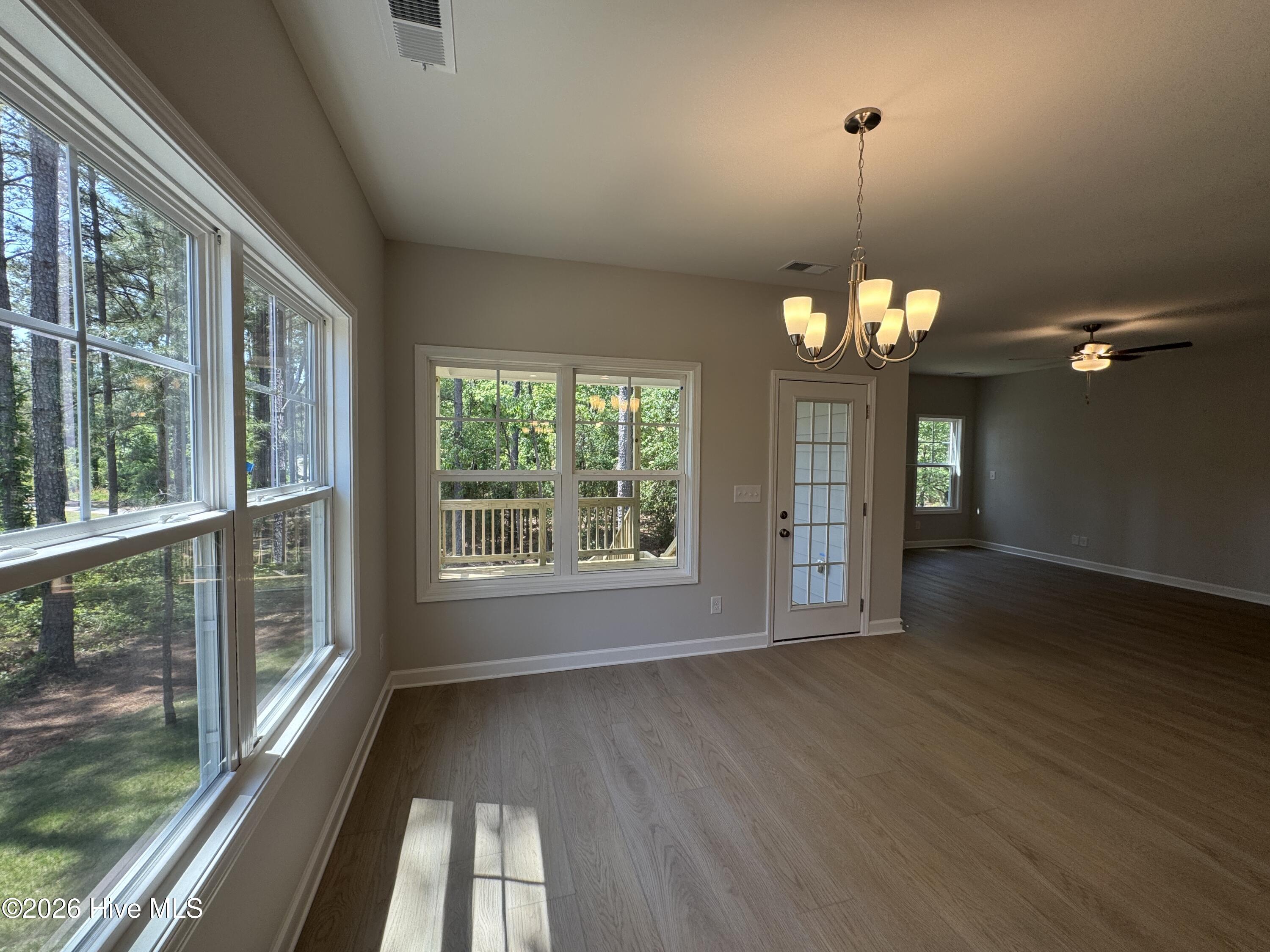 432 Redwater Trail, 595