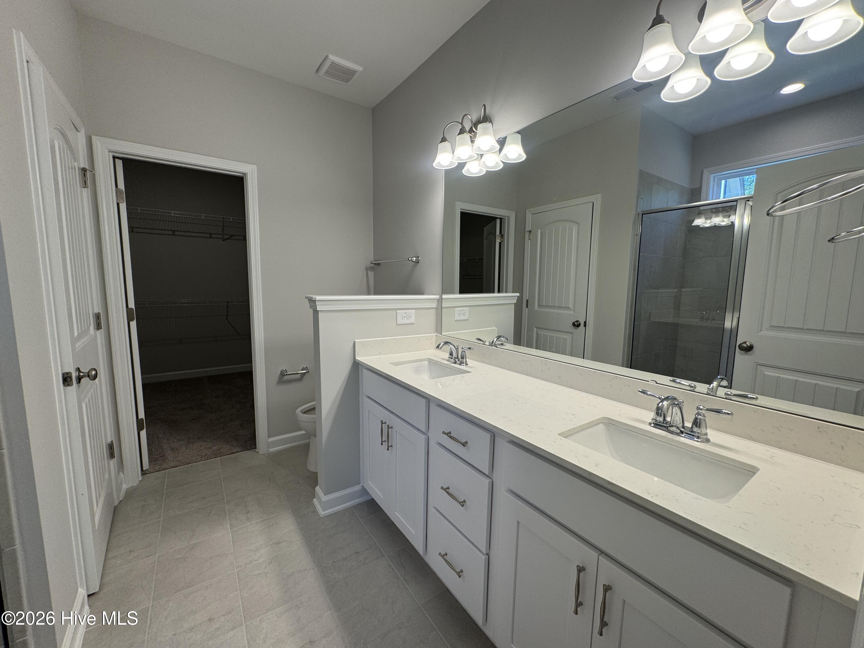 432 Redwater Trail, 595