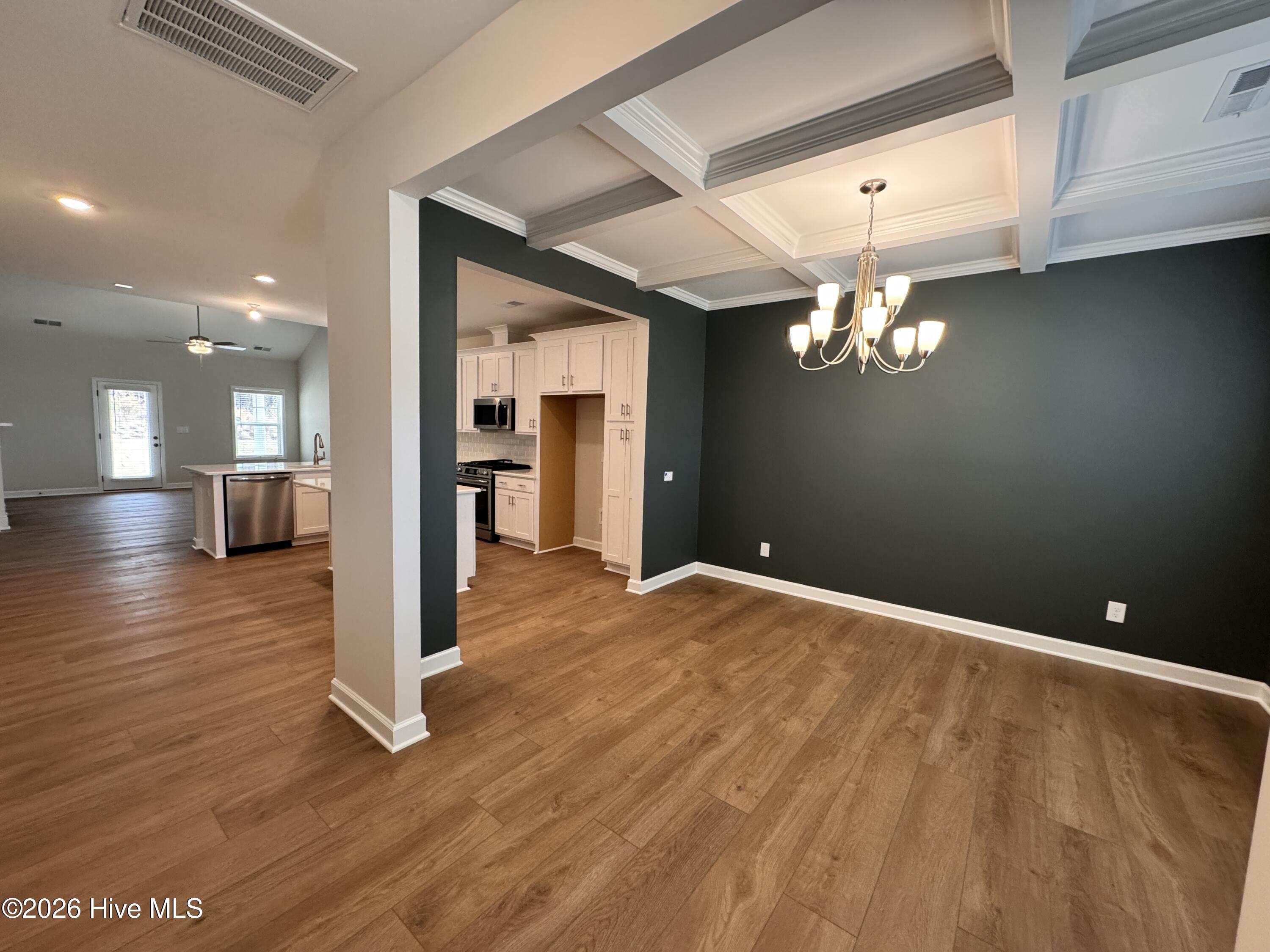 267 Rough Ridge Trail, 23