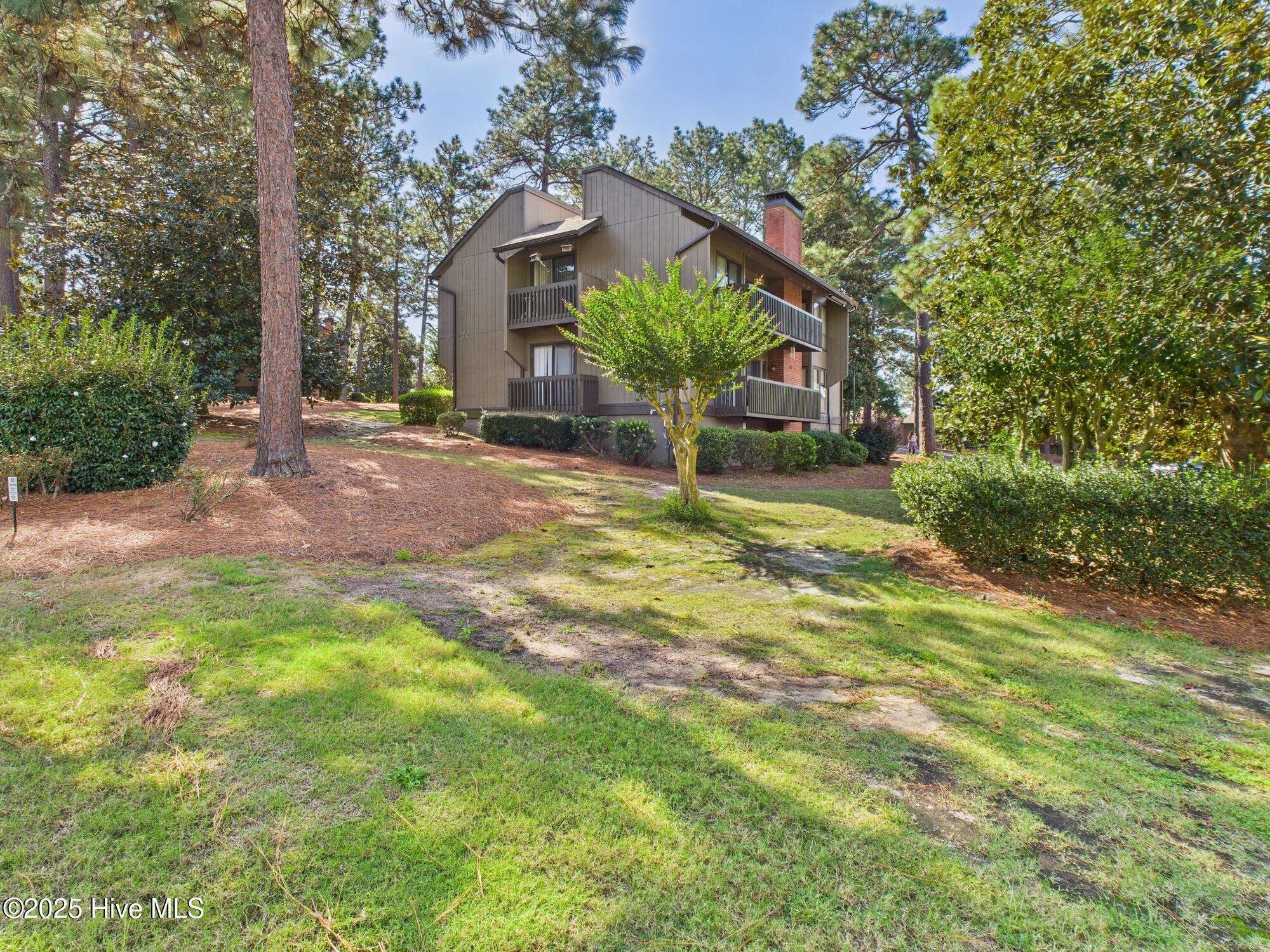 250 Sugar Gum Lane, 201