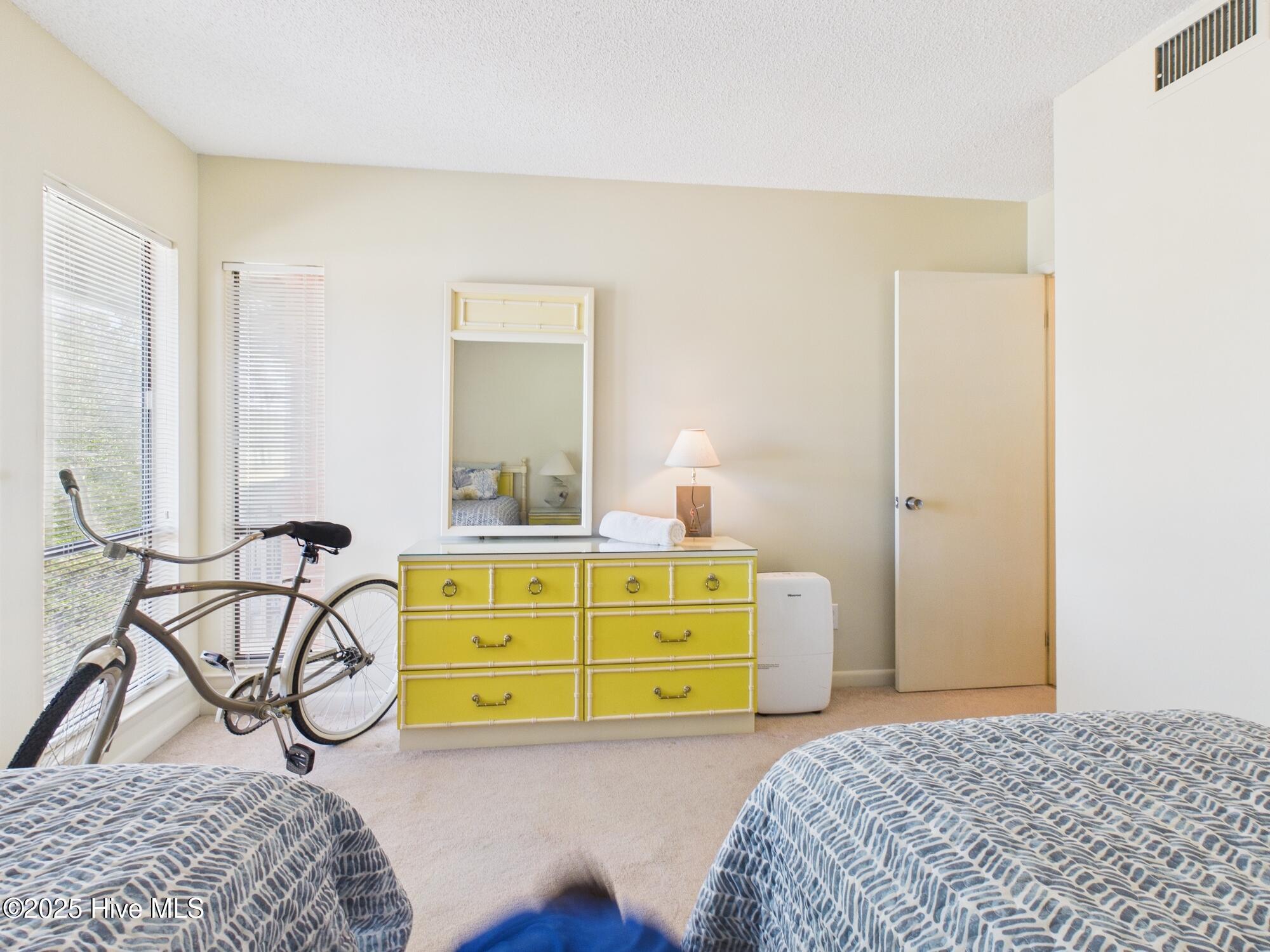 250 Sugar Gum Lane, 201