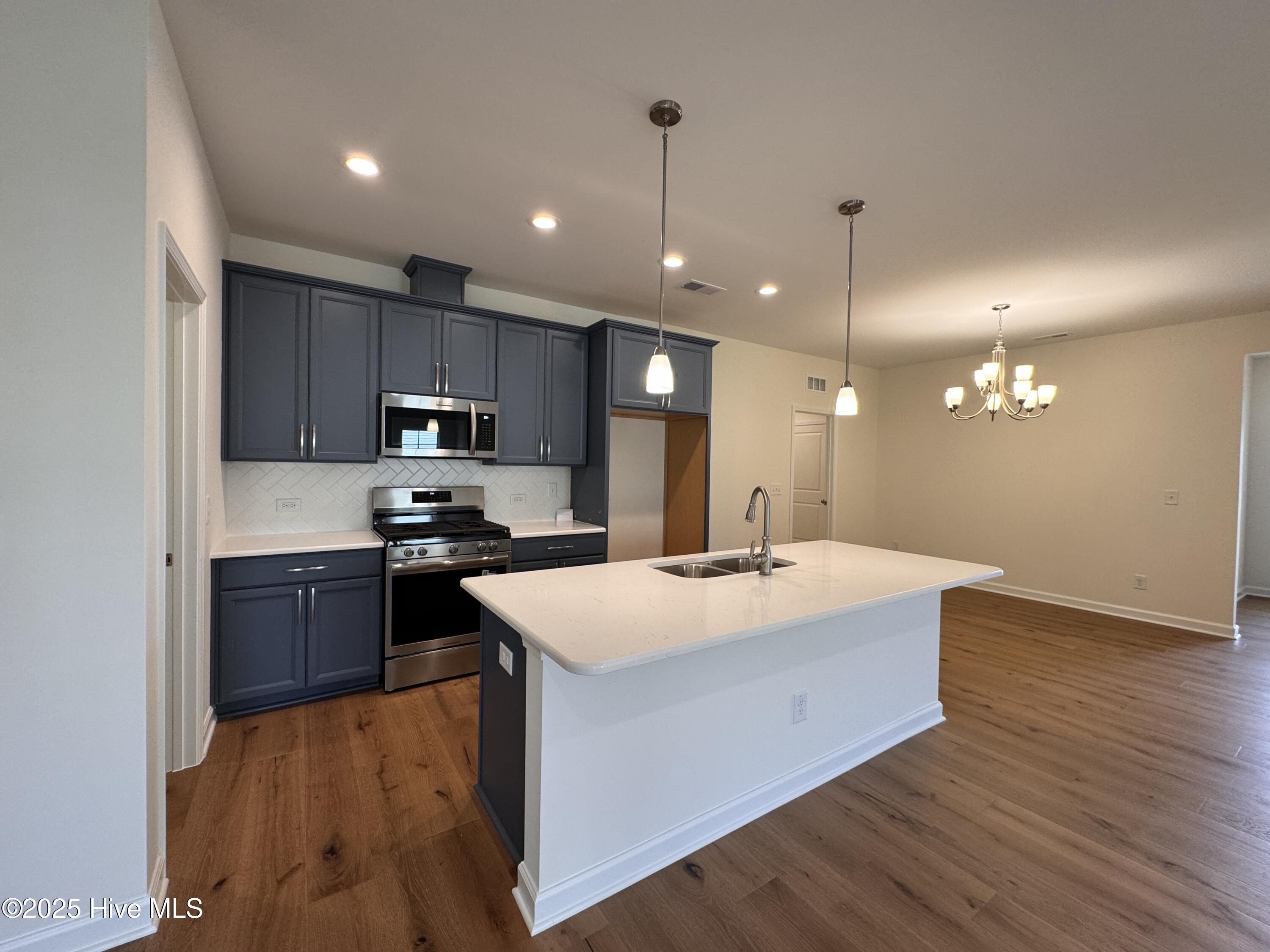 285 Rough Ridge Trail, 26