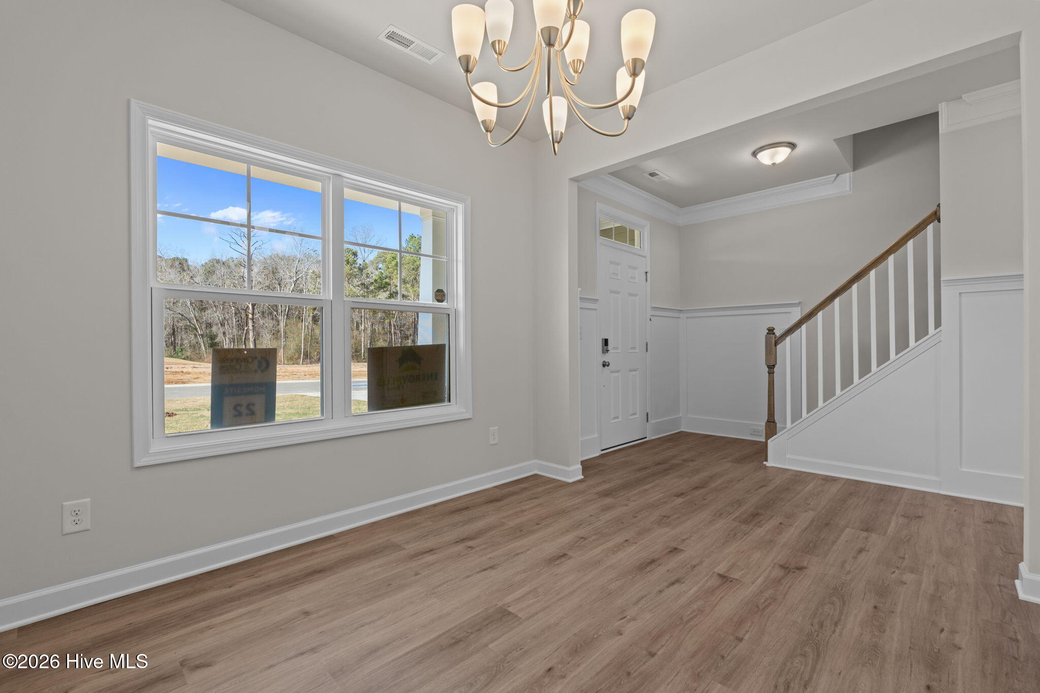 290 Elijah Way, 22
