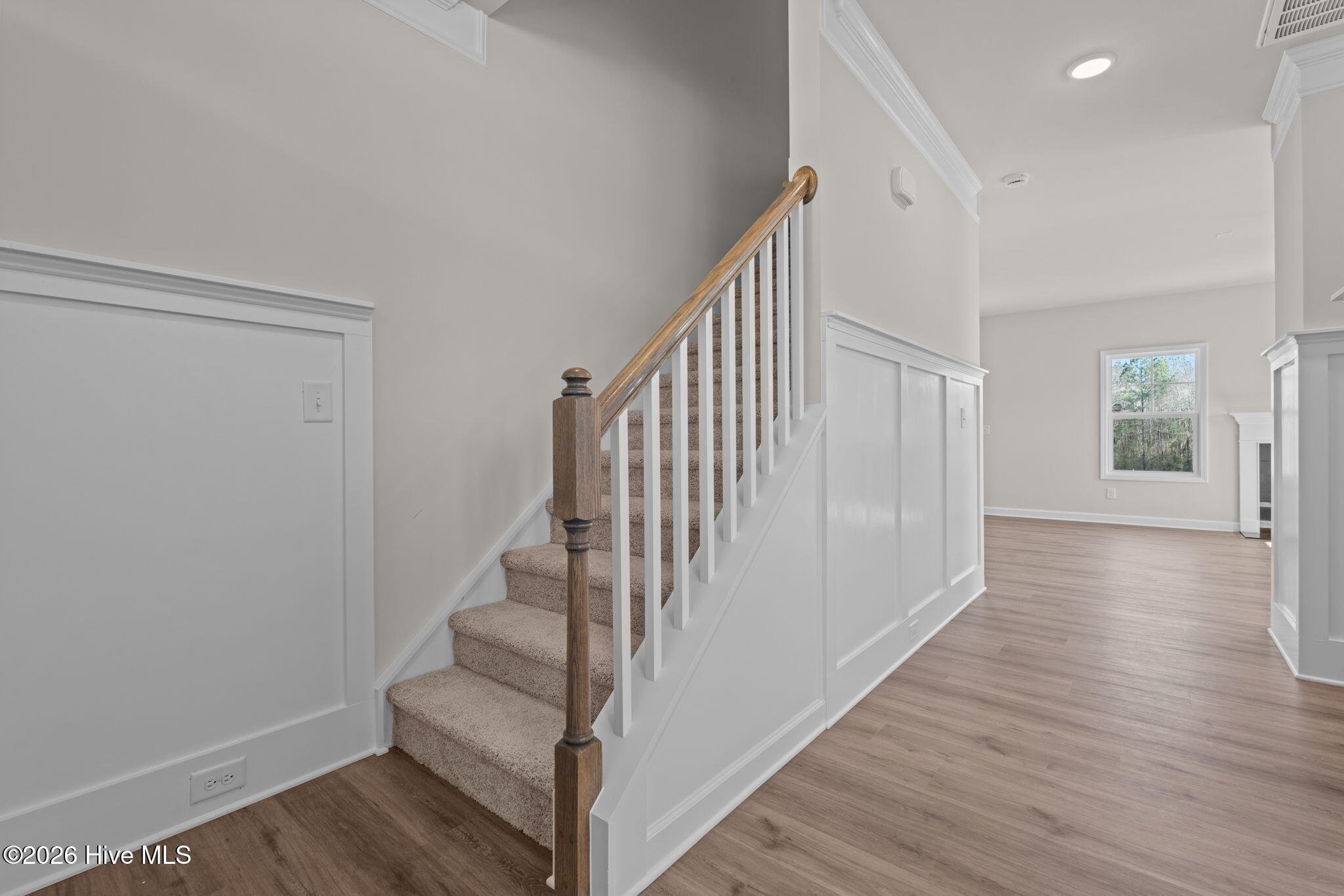 290 Elijah Way, 22