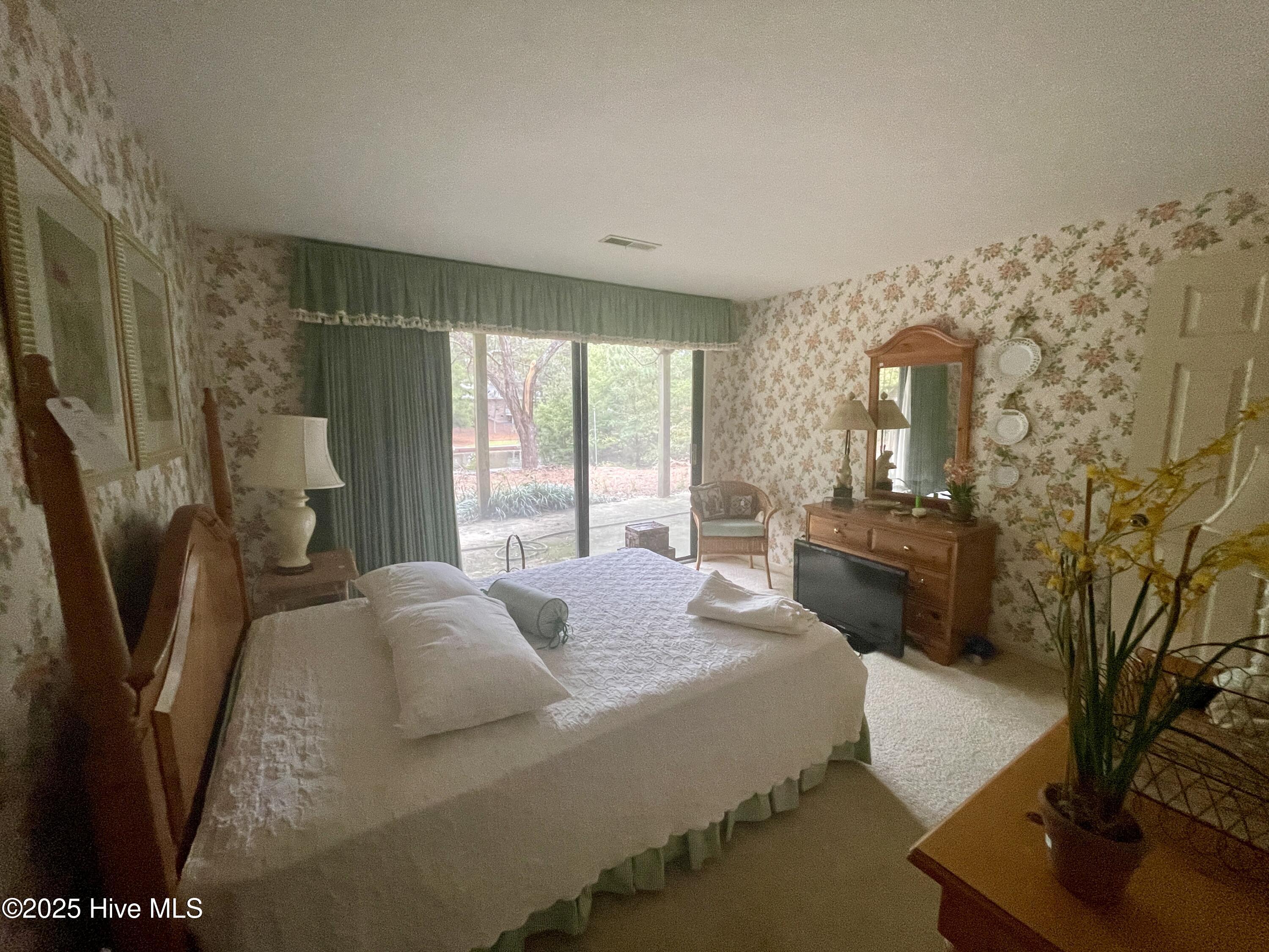 1050 Burning Tree Road