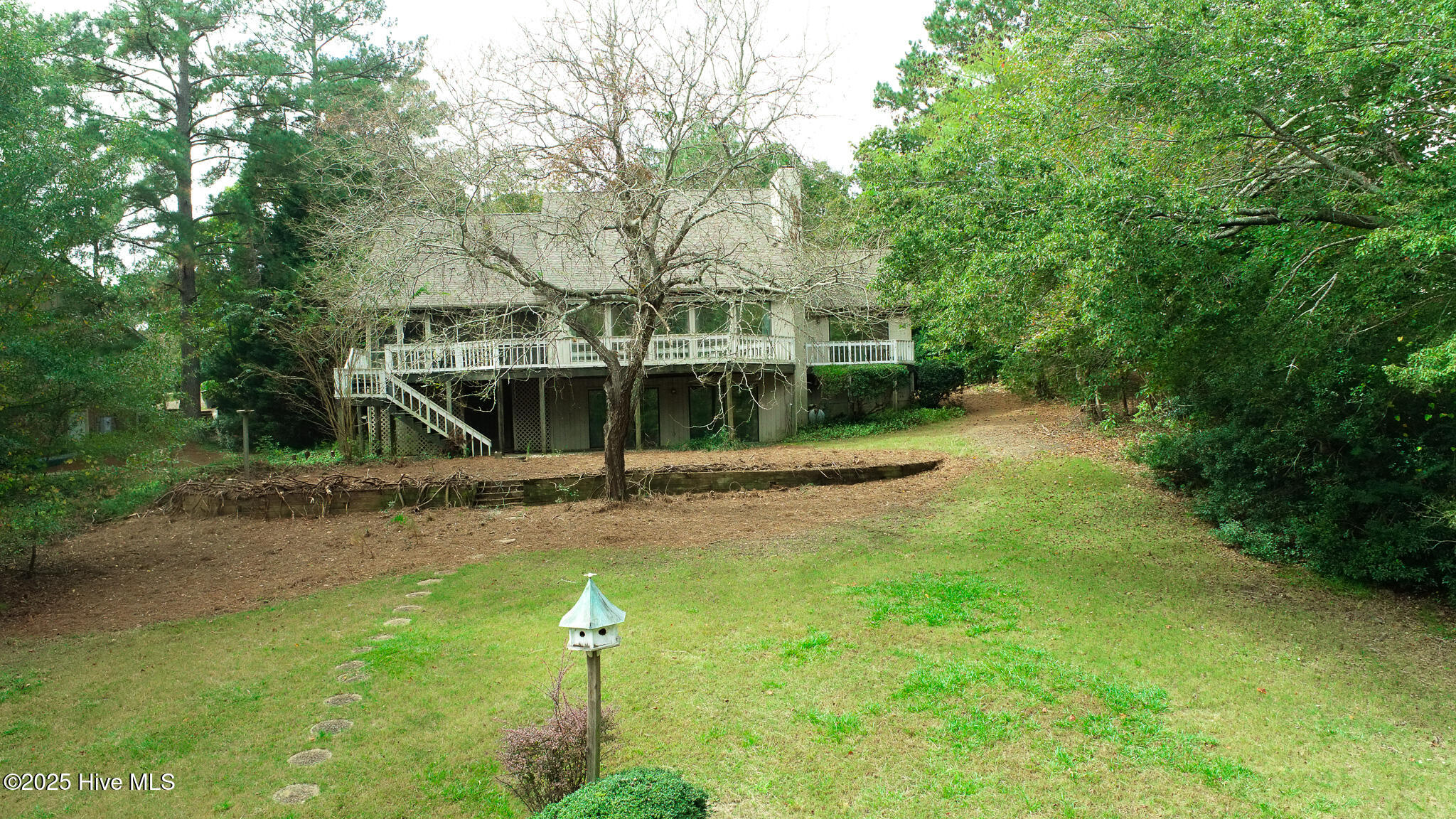 1050 Burning Tree Road