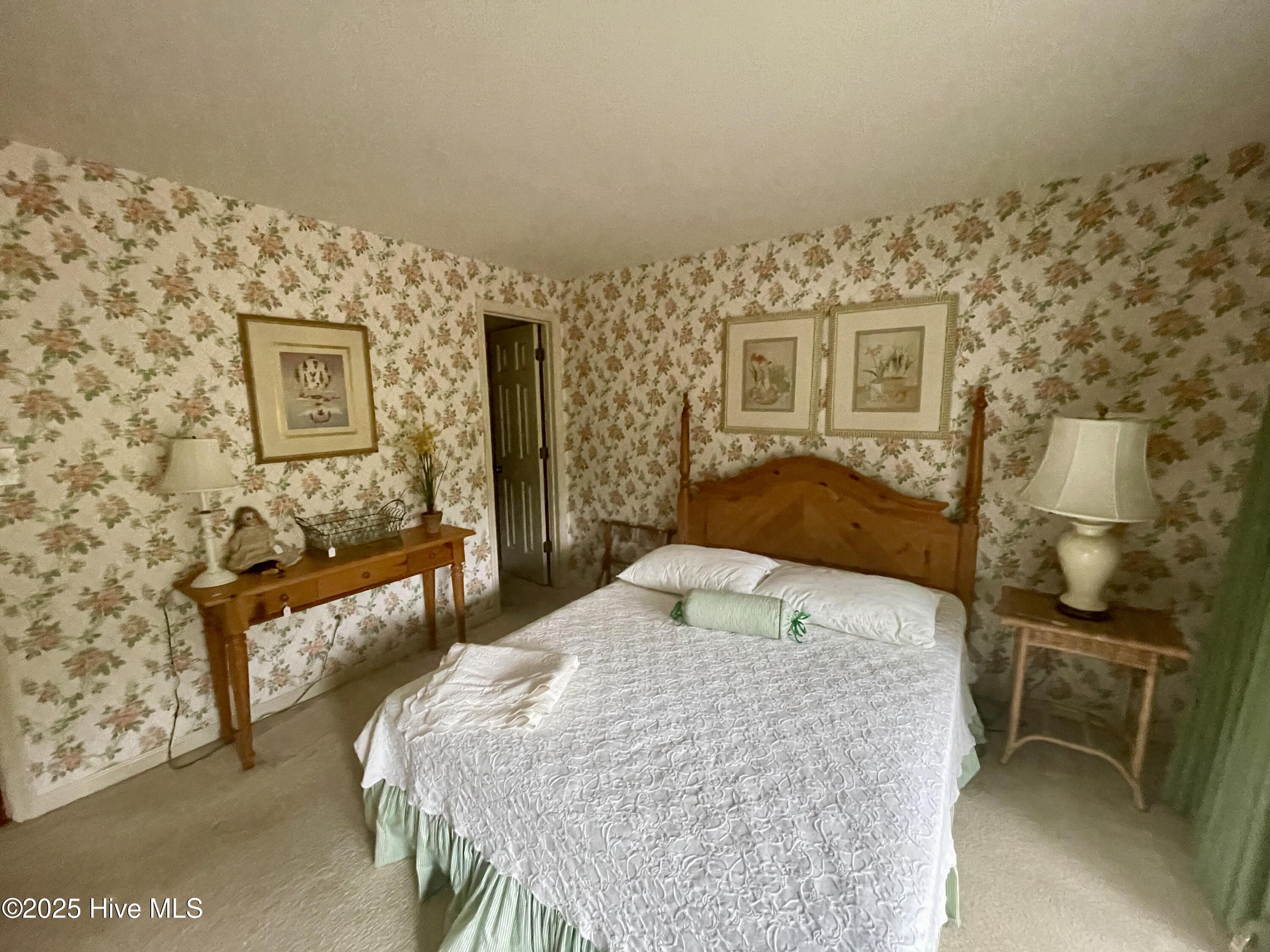 1050 Burning Tree Road