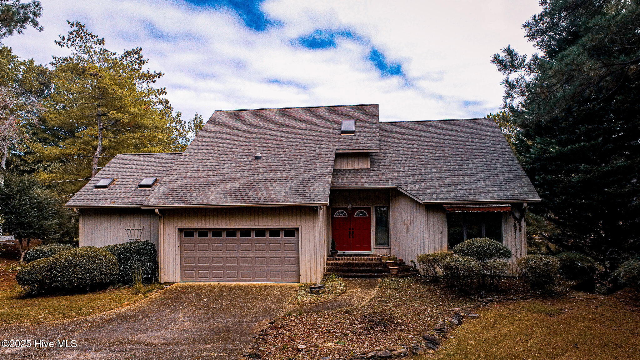 1050 Burning Tree Road