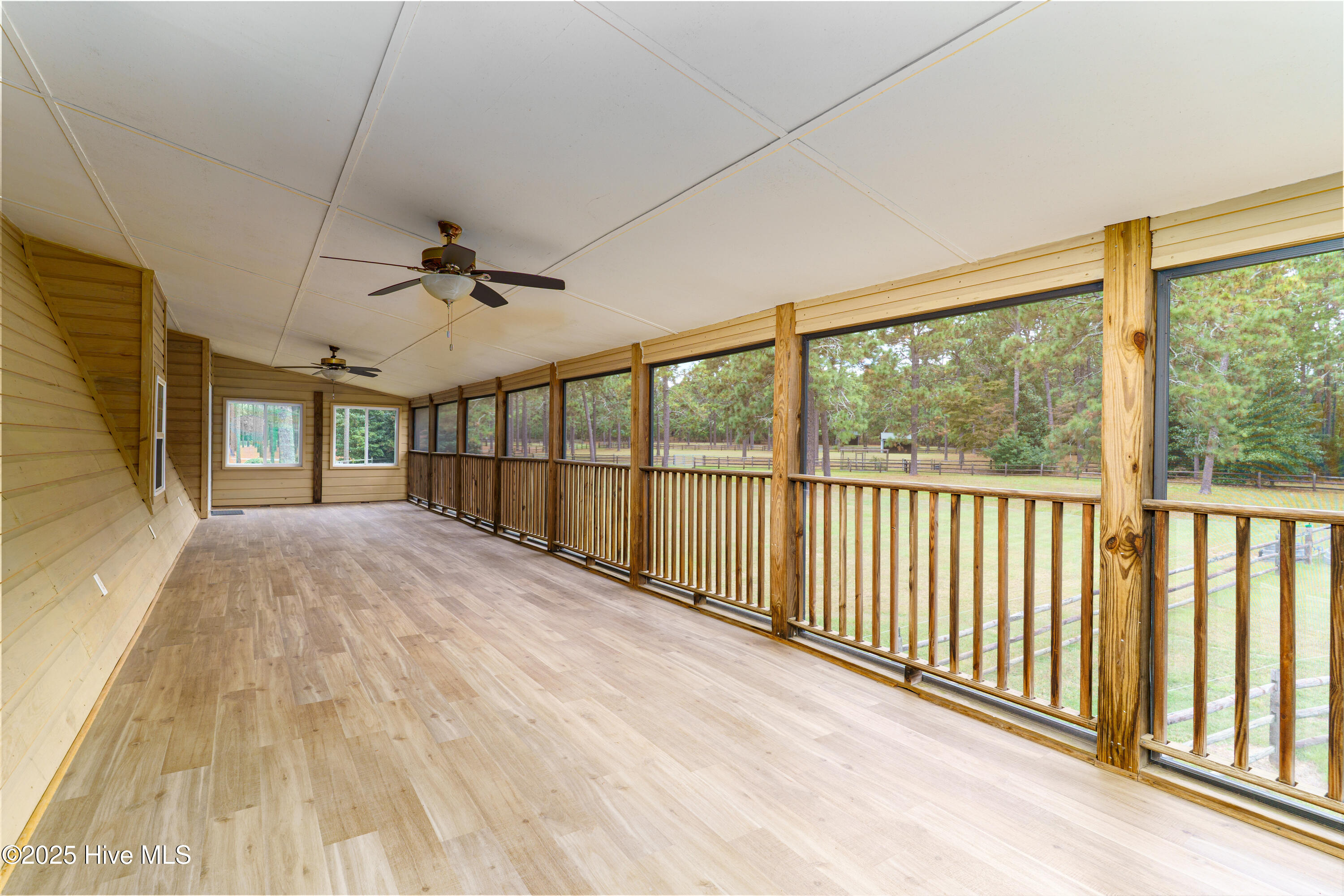207 Bump A Long Lane, Southern Pines