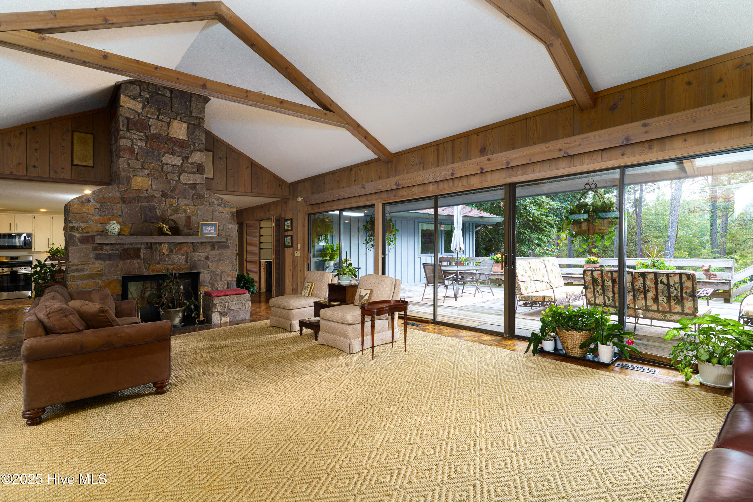 207 Bump A Long Lane, Southern Pines