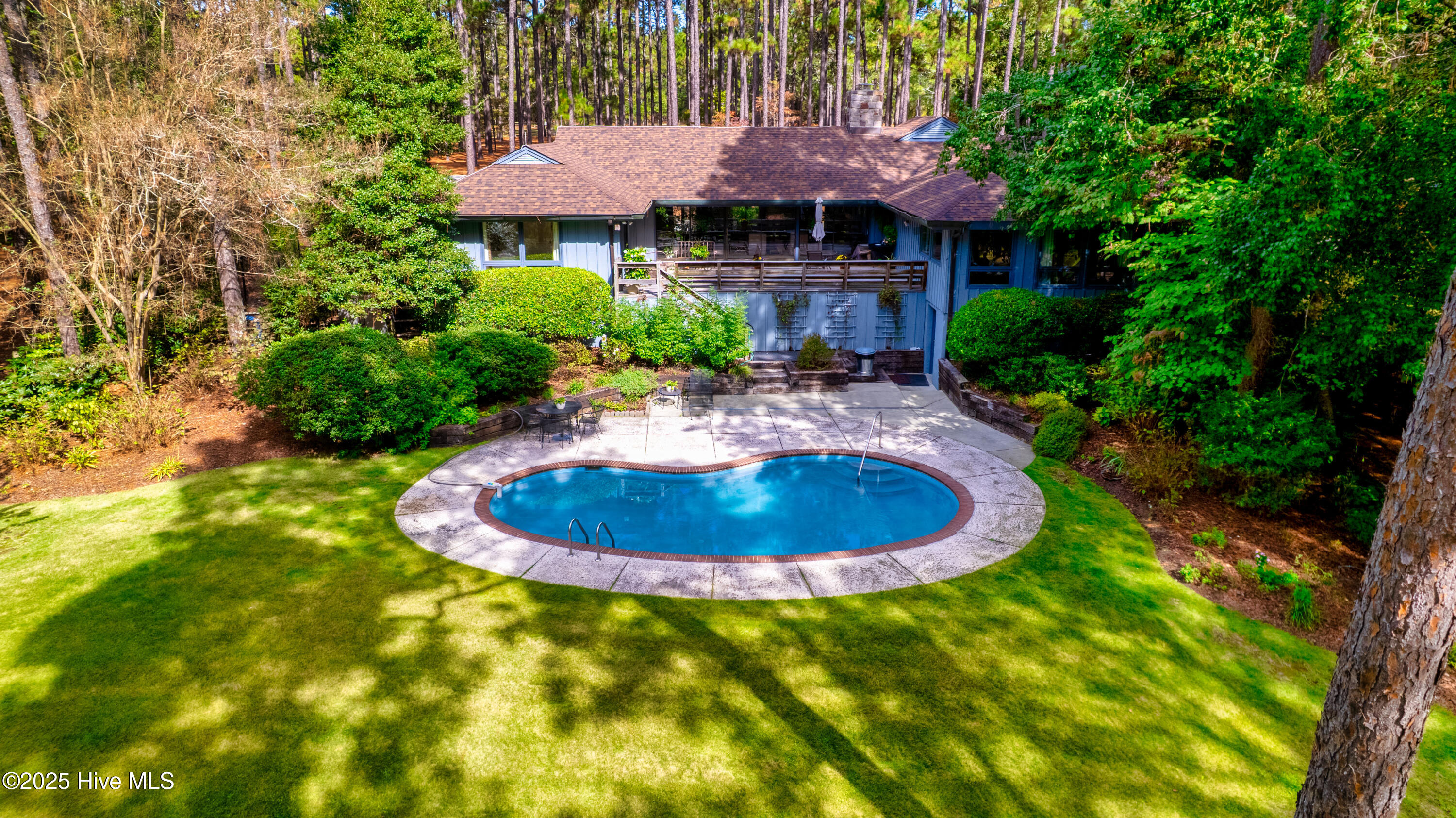 207 Bump A Long Lane, Southern Pines