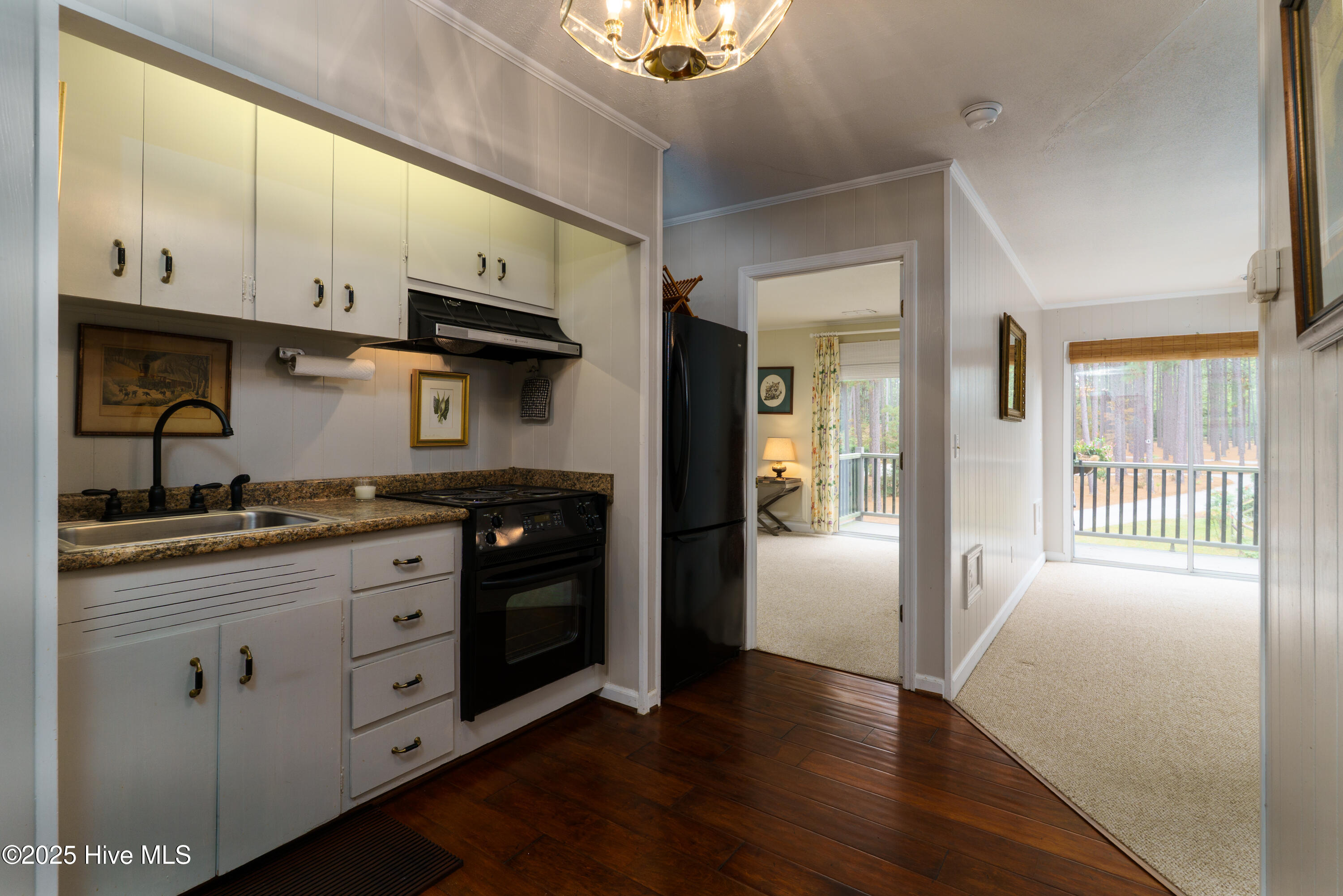 207 Bump A Long Lane, Southern Pines