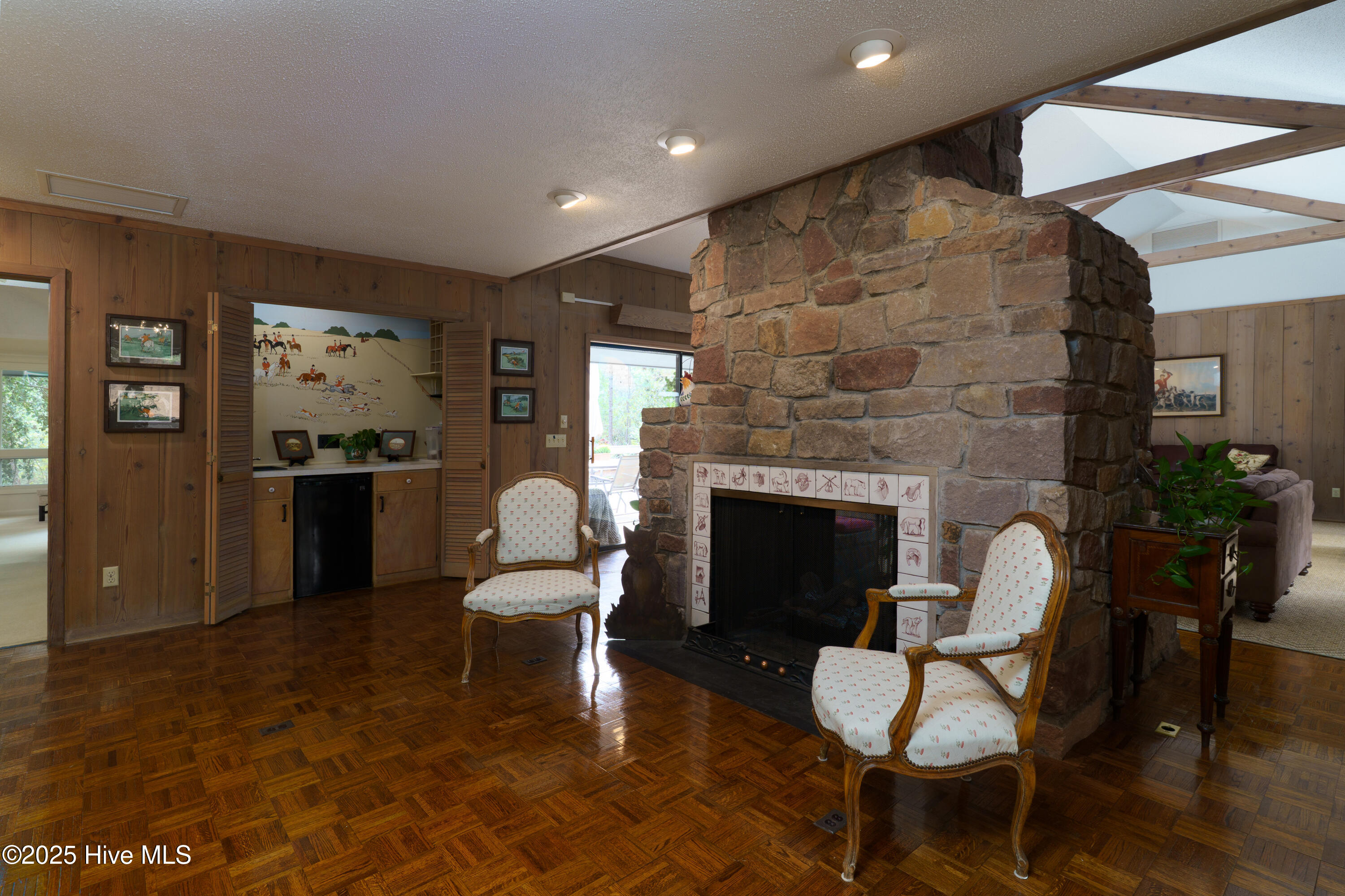 207 Bump A Long Lane, Southern Pines