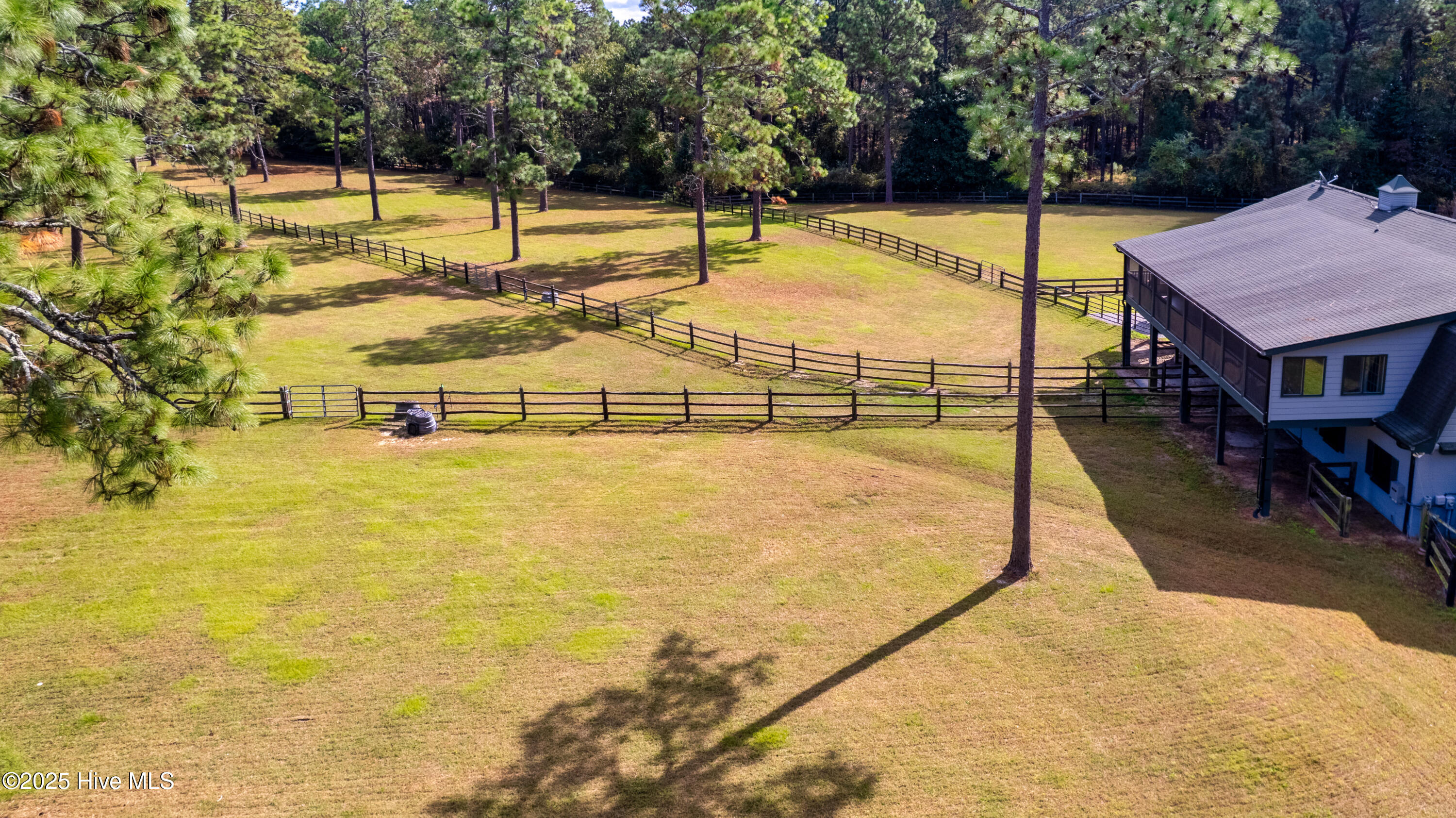 207 Bump A Long Lane, Southern Pines
