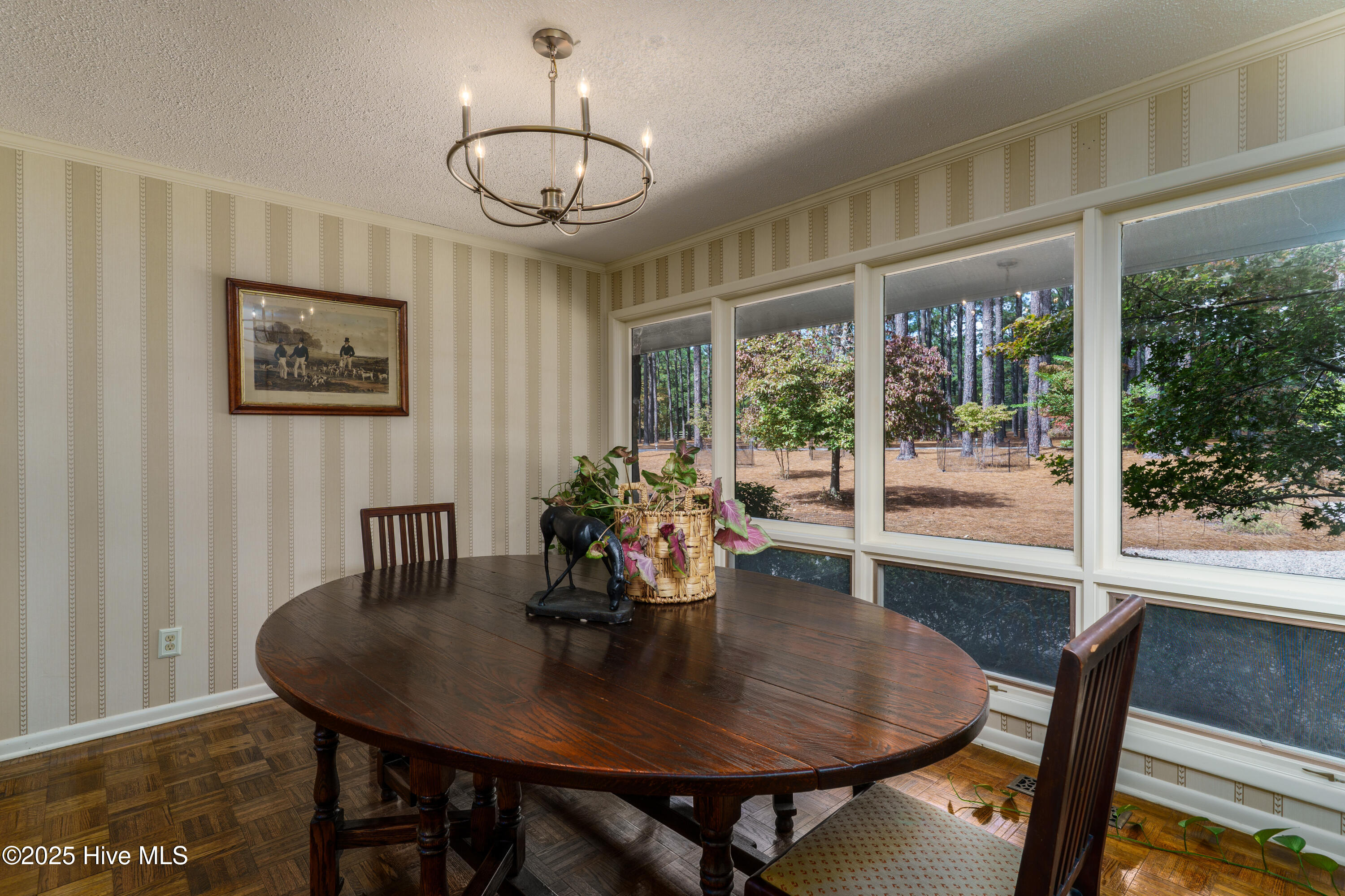 207 Bump A Long Lane, Southern Pines