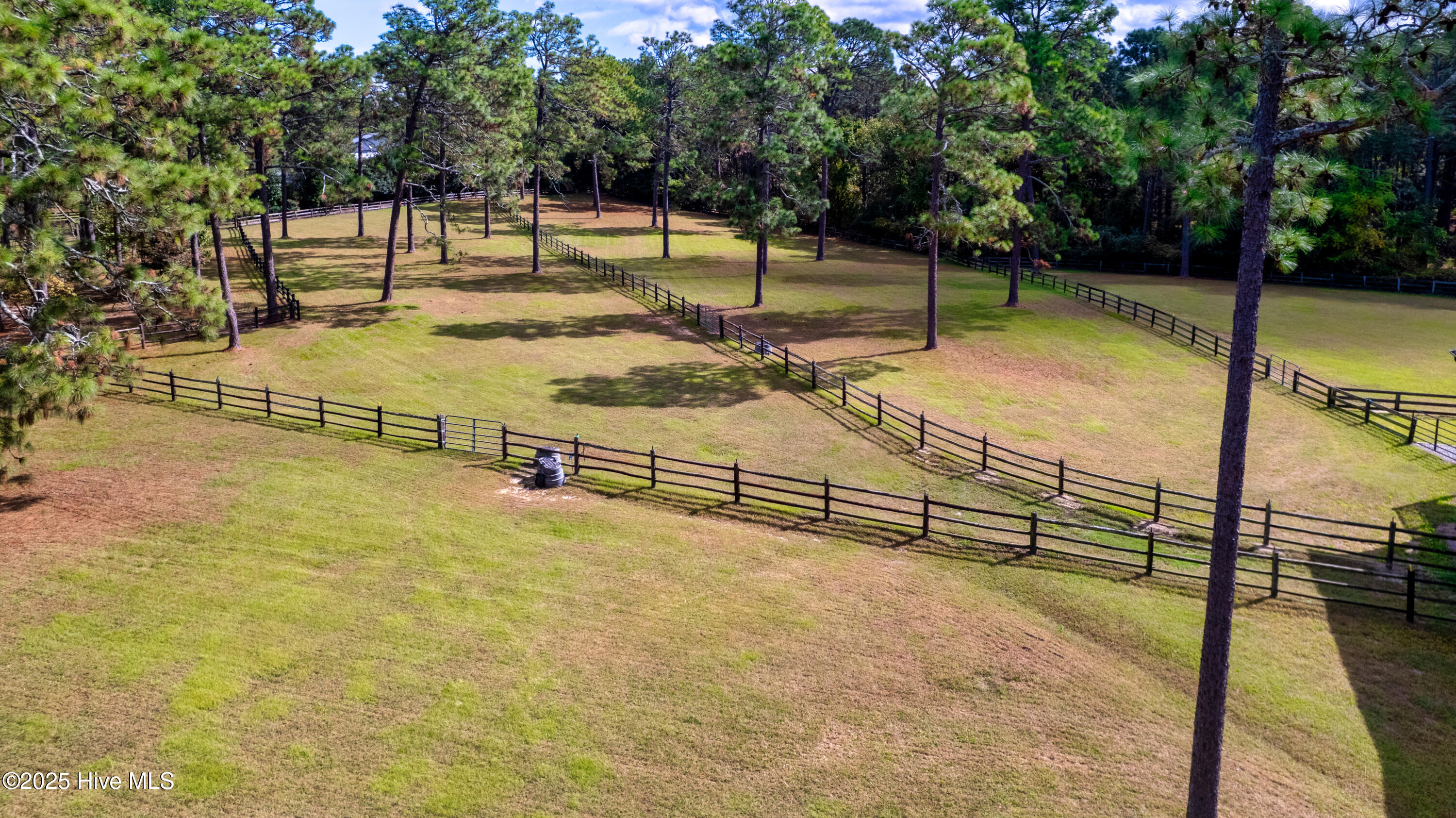 207 Bump A Long Lane, Southern Pines