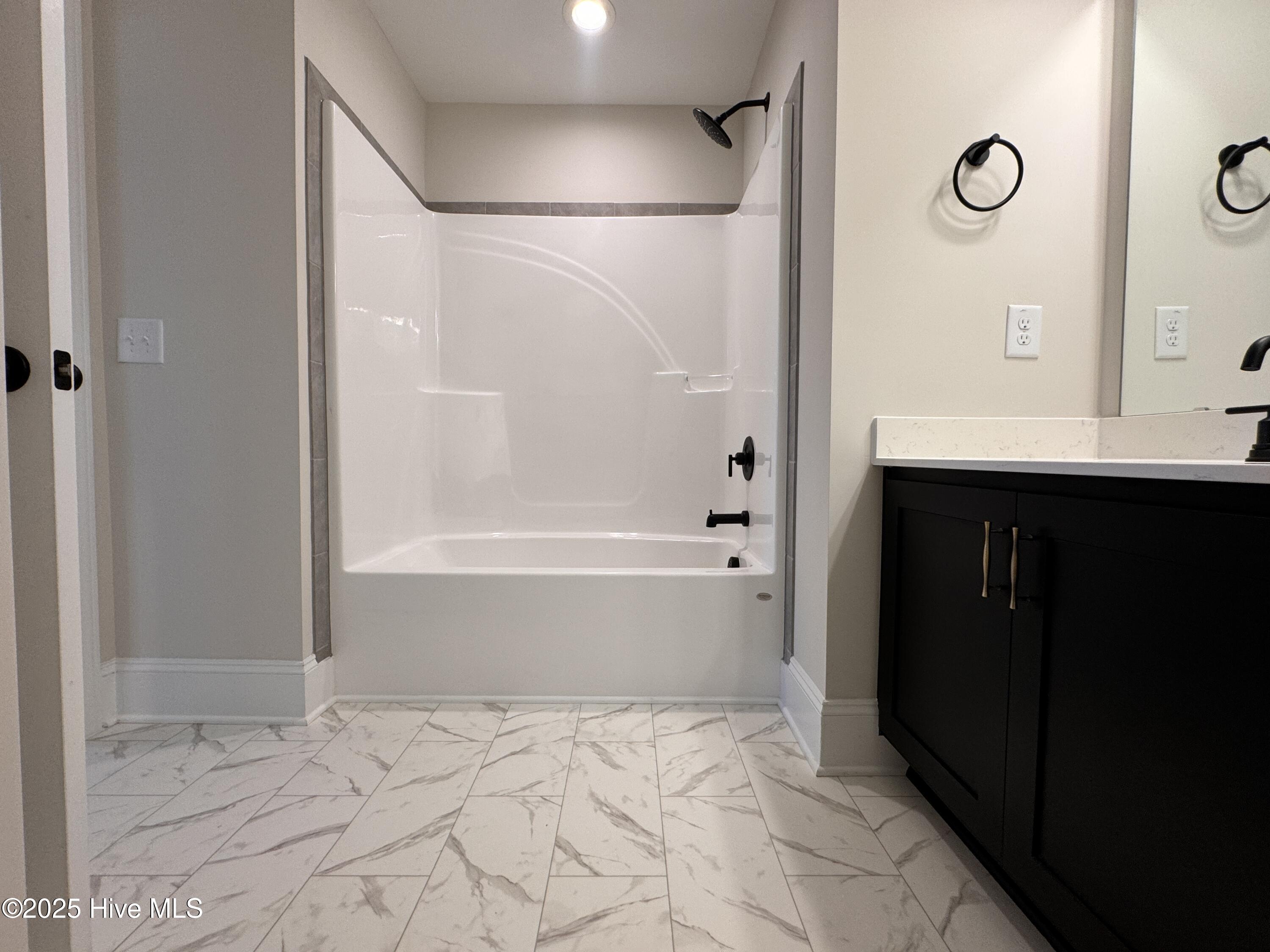 273 Rough Ridge Trail, 24, Aberdeen Unit: 24