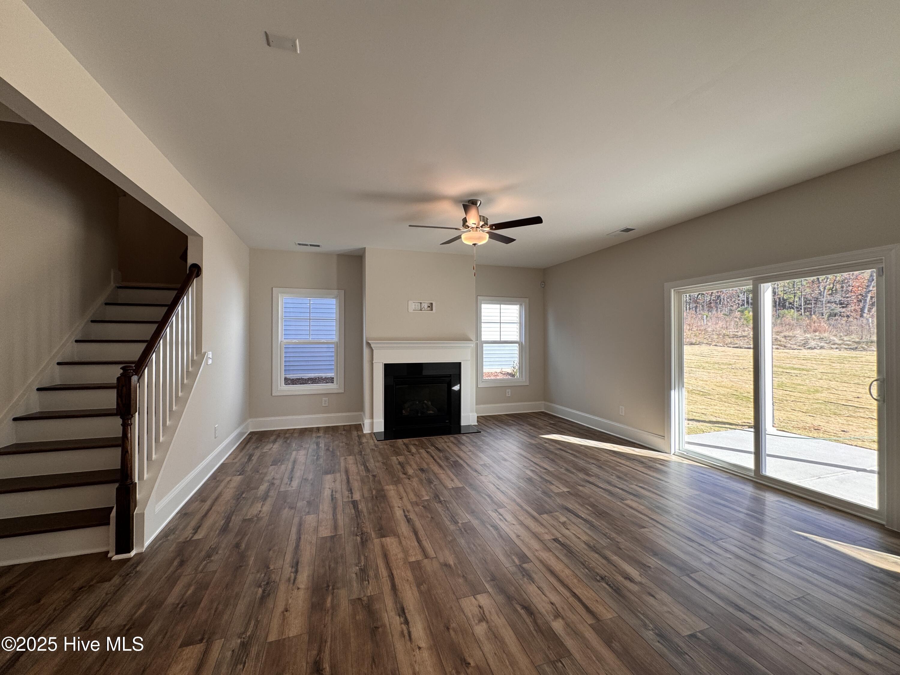 273 Rough Ridge Trail, 24, Aberdeen Unit: 24