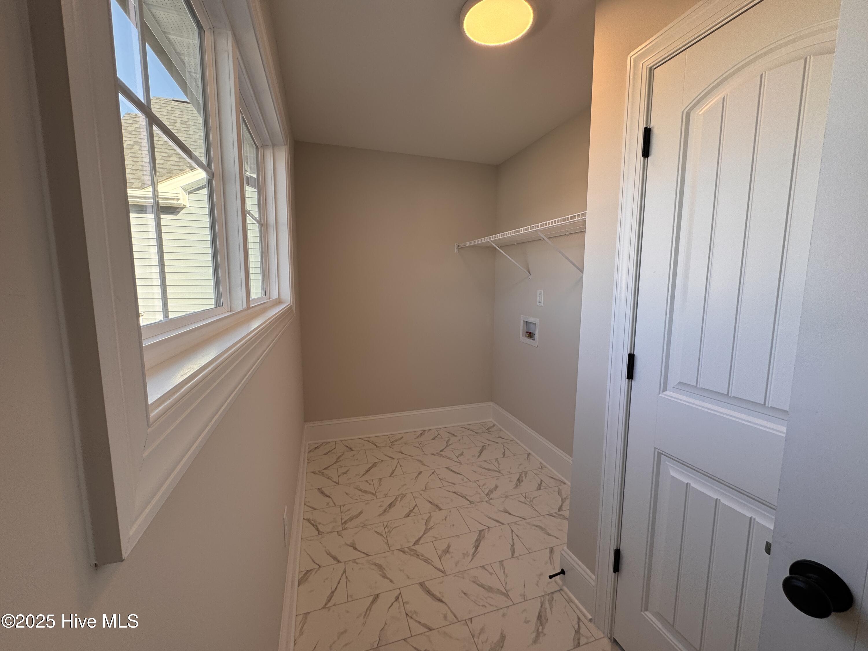 273 Rough Ridge Trail, 24, Aberdeen Unit: 24