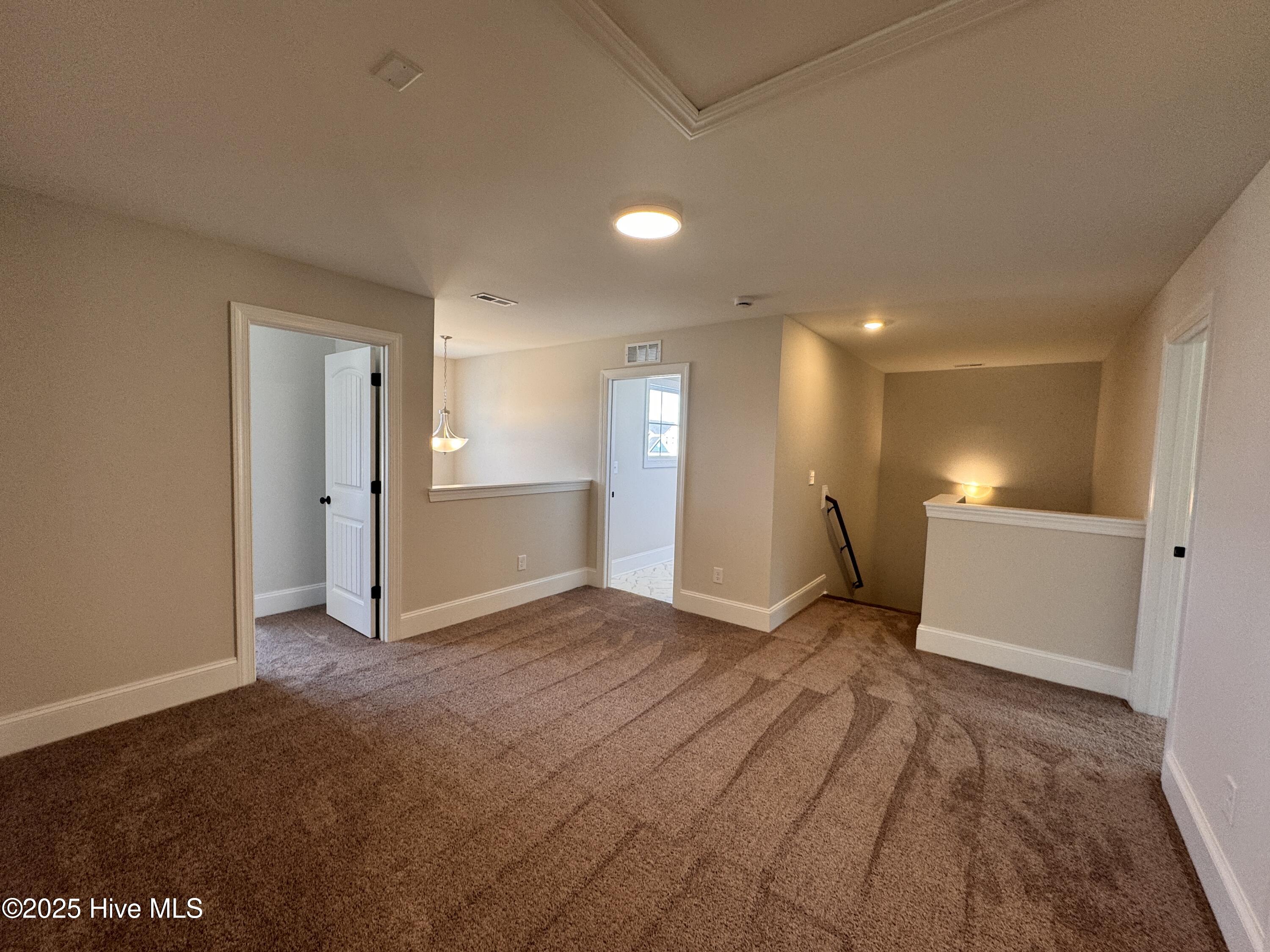 273 Rough Ridge Trail, 24, Aberdeen Unit: 24