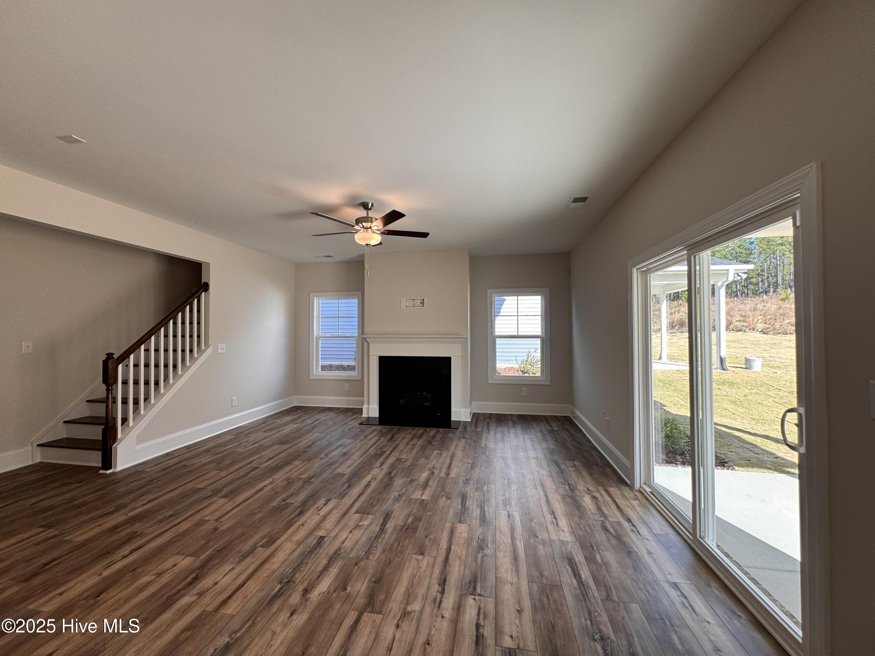 273 Rough Ridge Trail, 24, Aberdeen Unit: 24