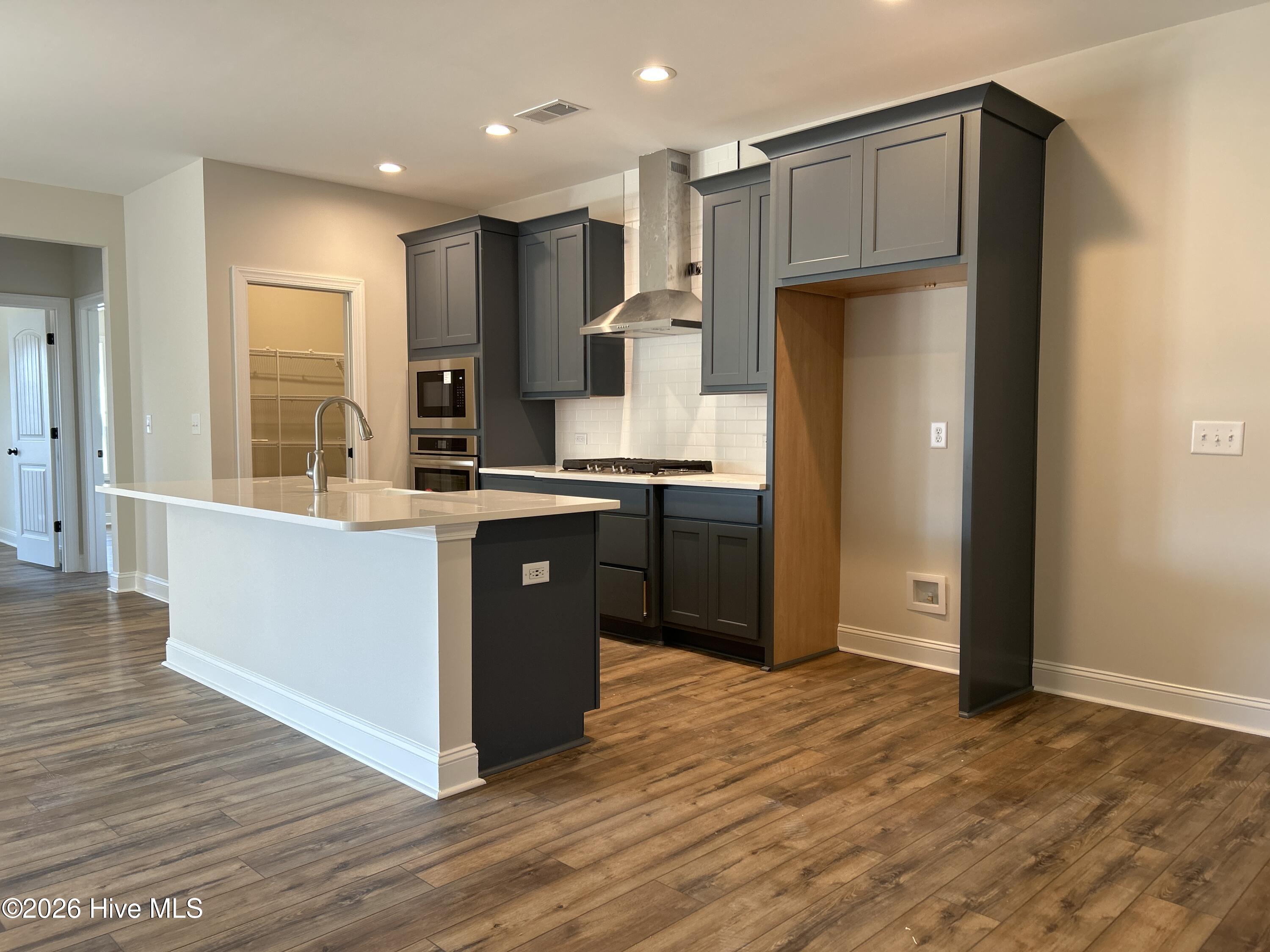 250 Rough Ridge Trail, 73, Aberdeen Unit: 73