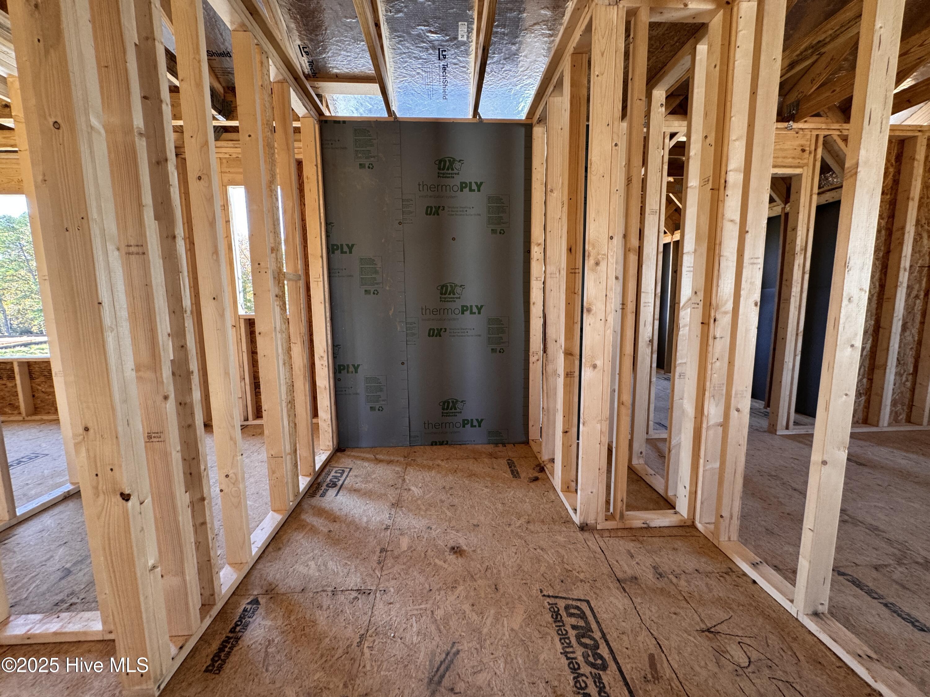 128 Michter Street, 69