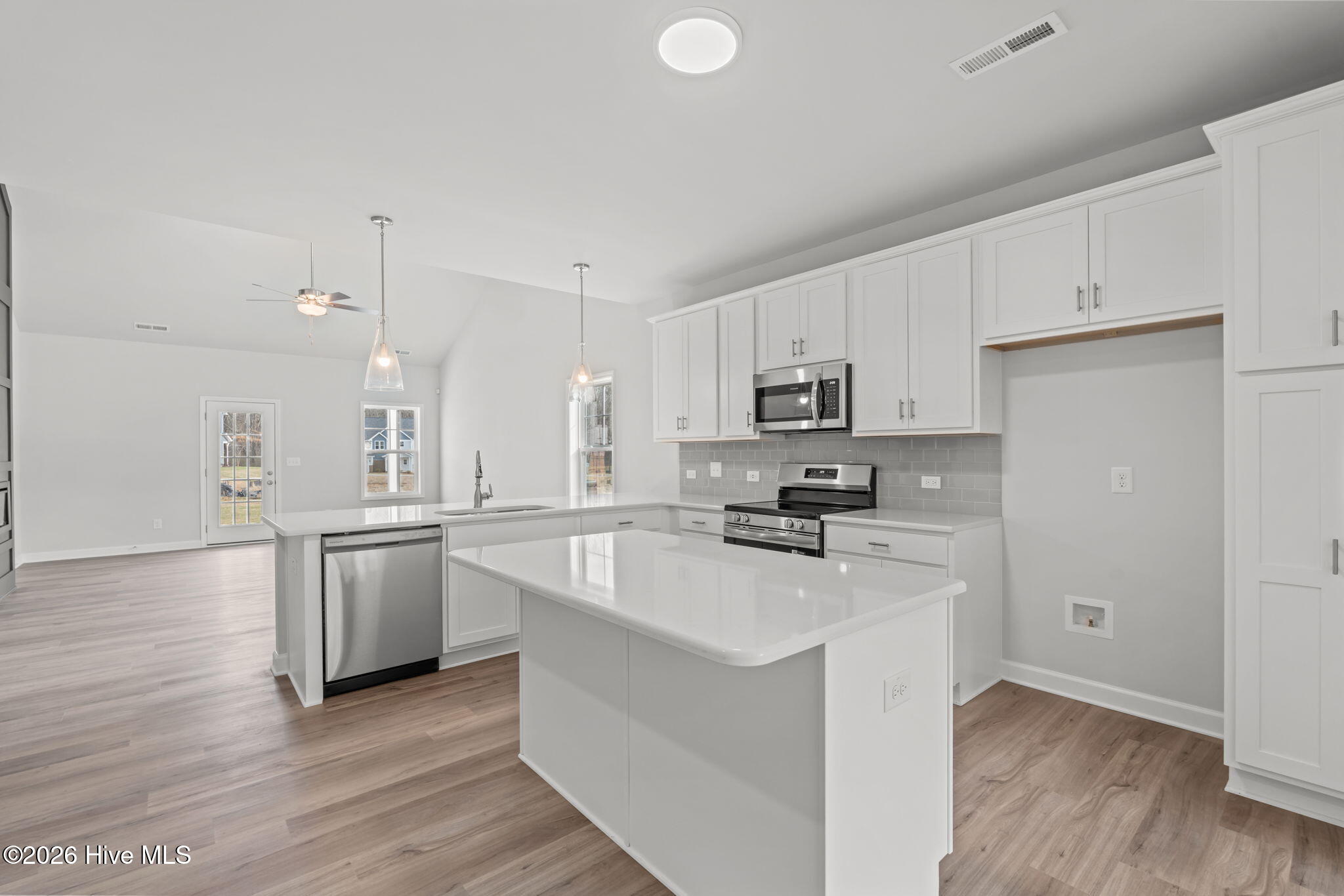 128 Michter Street, 69