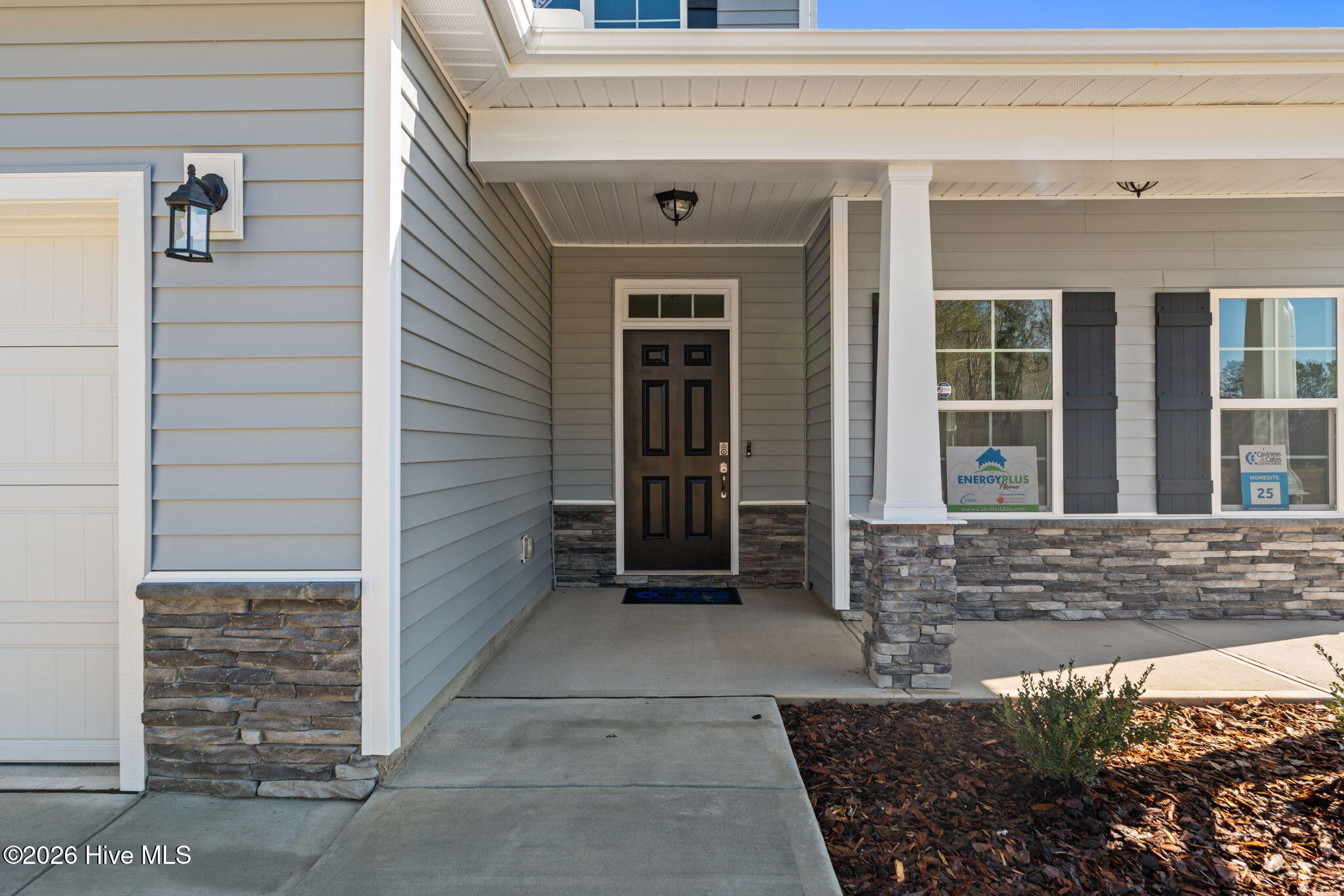 302 Elijah Way, 25