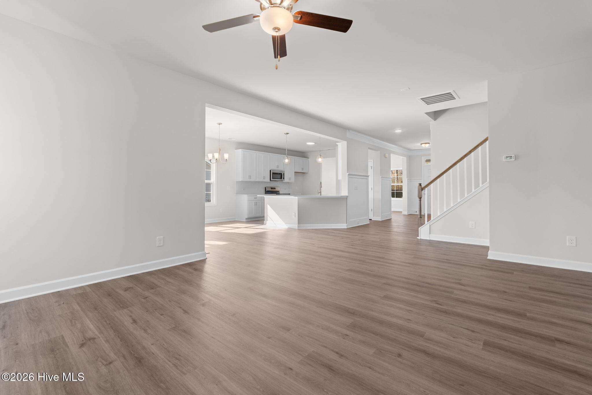 302 Elijah Way, 25