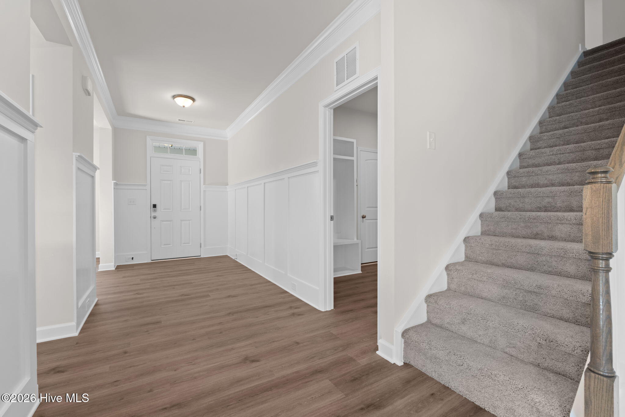 302 Elijah Way, 25