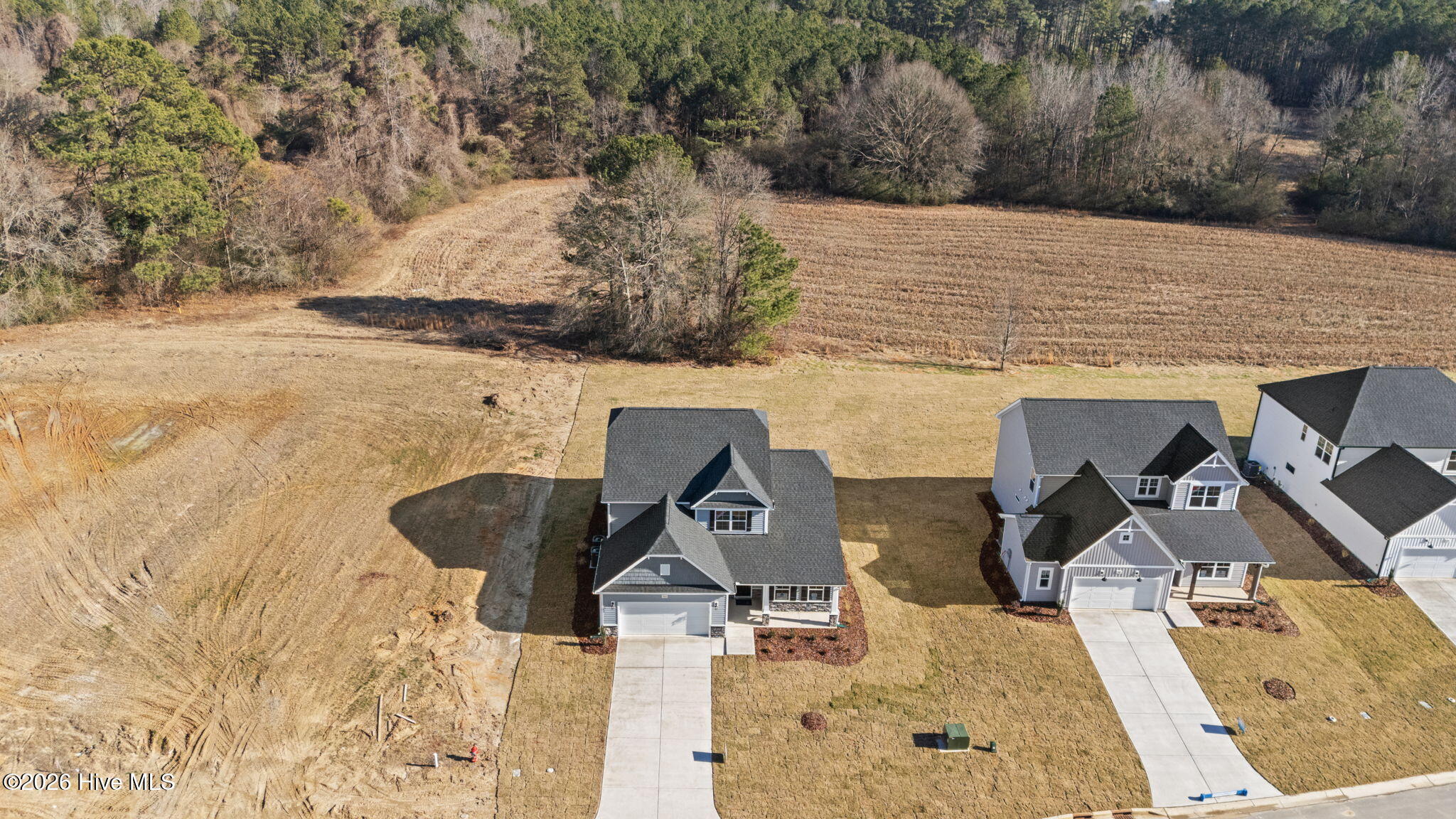 302 Elijah Way, 25