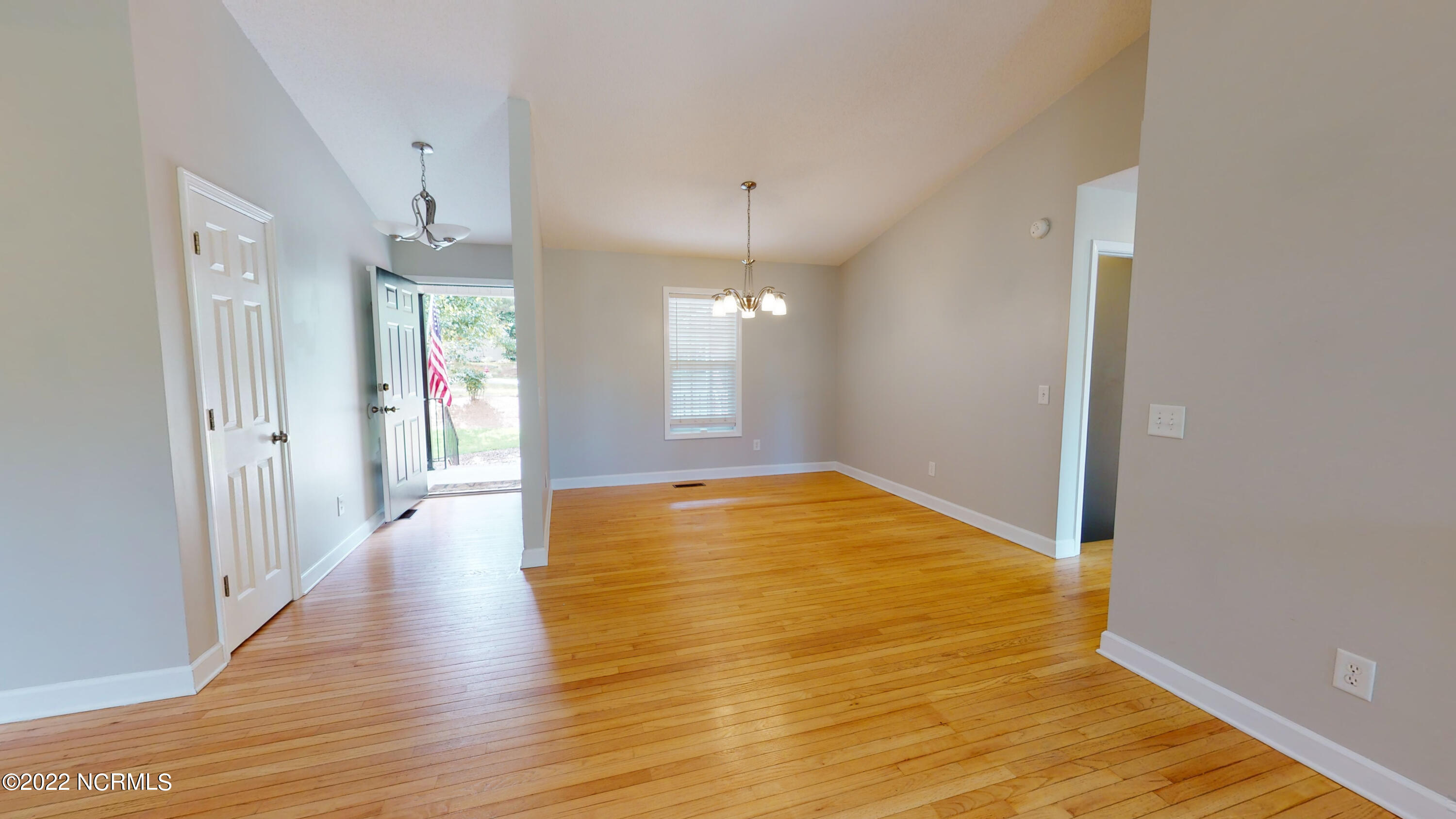 180 Sandhills Circle