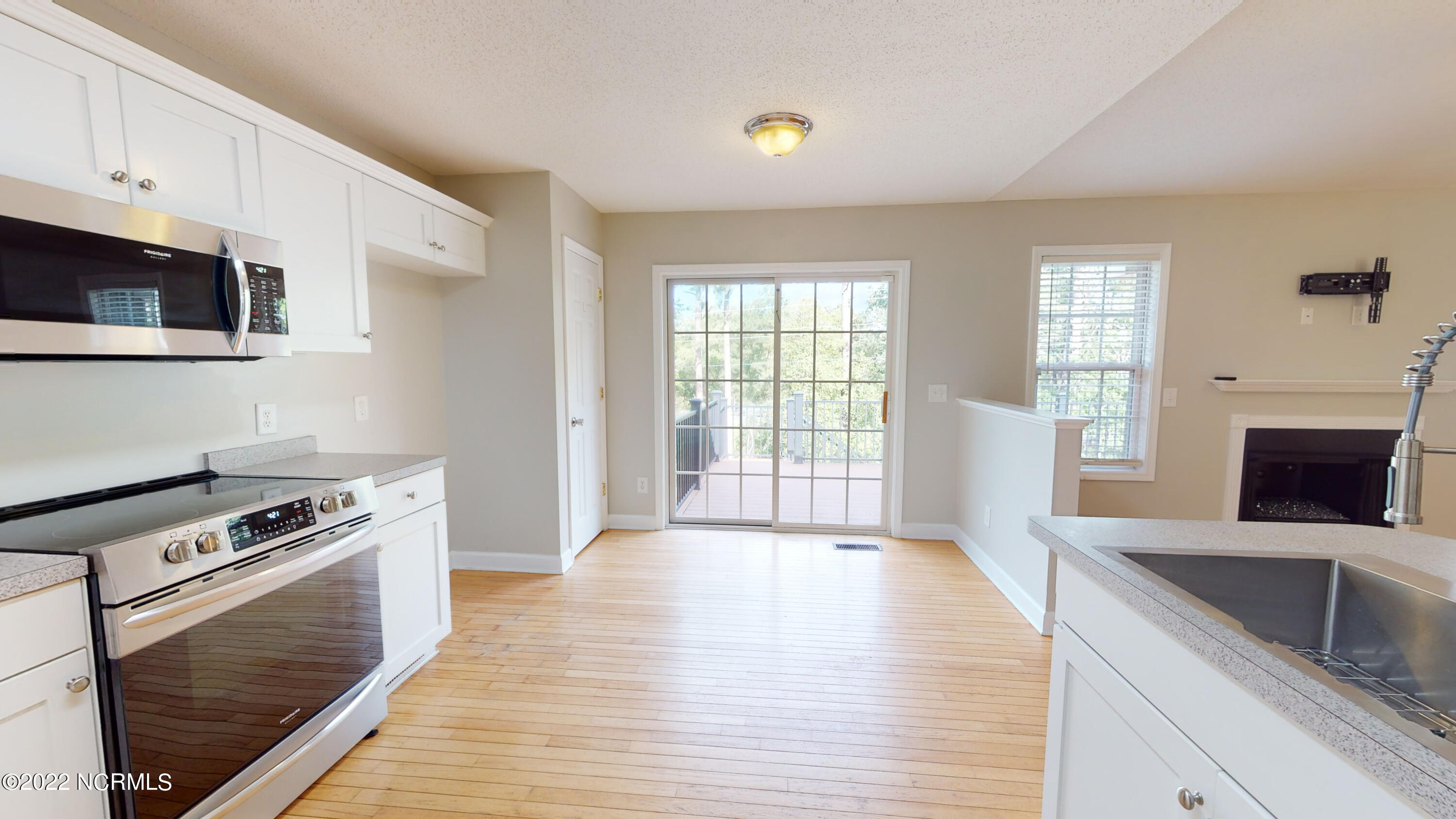 180 Sandhills Circle