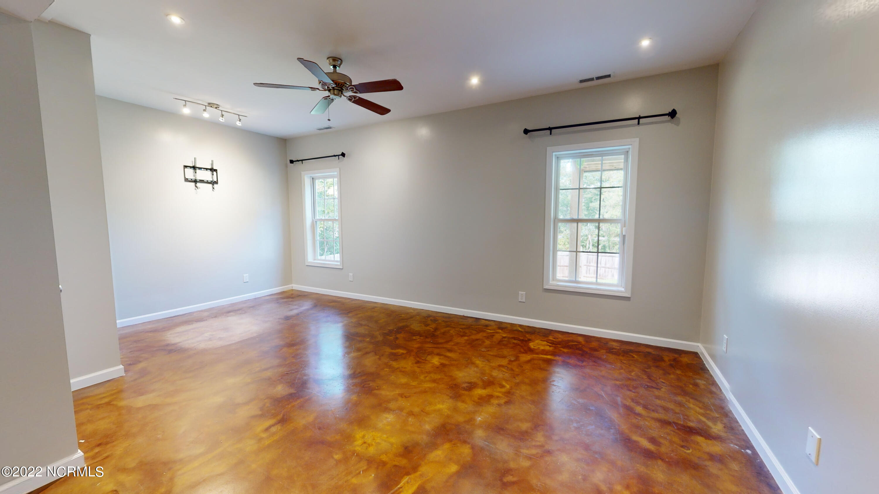 180 Sandhills Circle