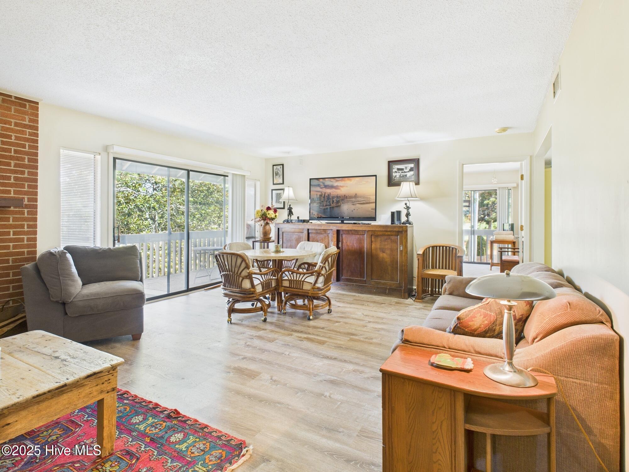 250 Sugar Gum Lane 201