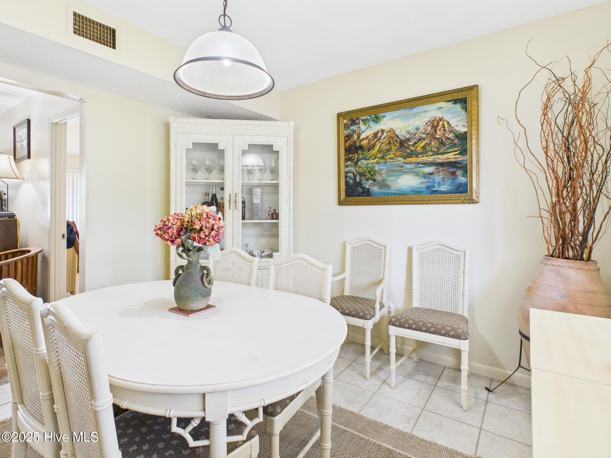 250 Sugar Gum Lane 201