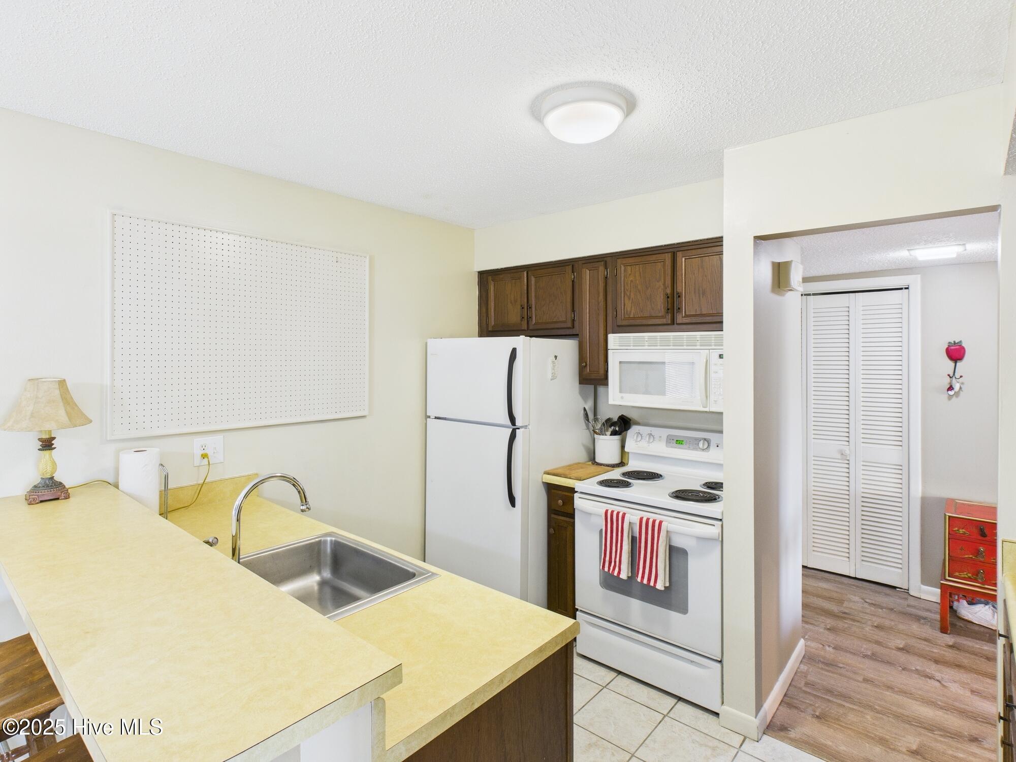 250 Sugar Gum Lane 201